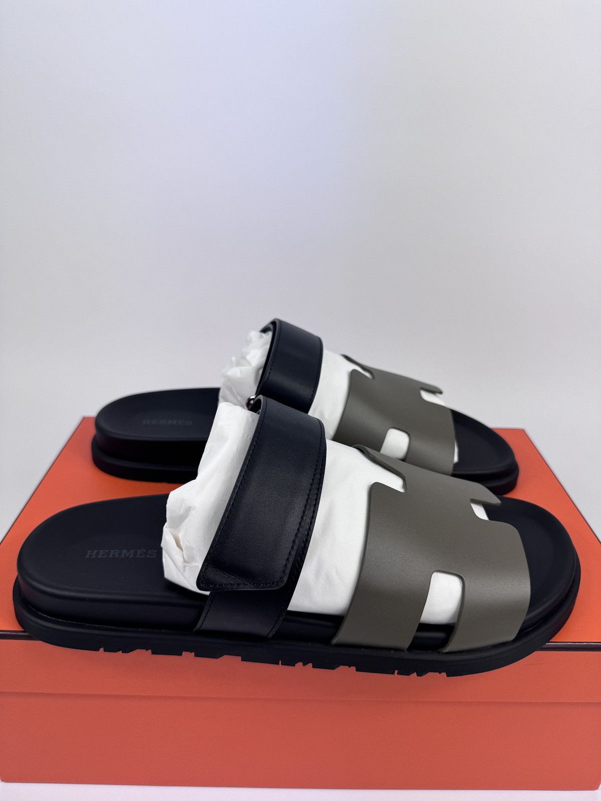 Hermes CHYPRE SANDALS FITS US10 / UK9 Size US 11.5 / EU 44-45 - 3 Thumbnail
