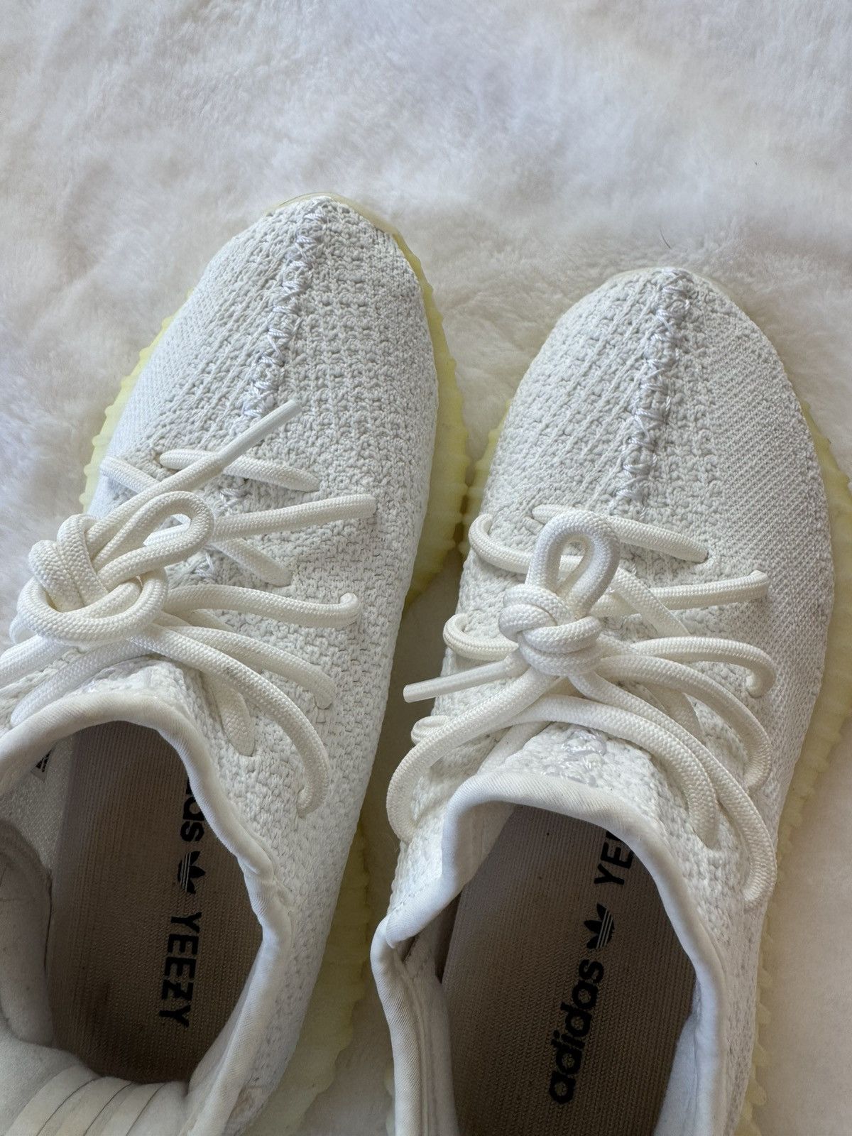 Adidas × Yeezy Yeezy triple whites Size US 5 / EU 37 - 18 Thumbnail