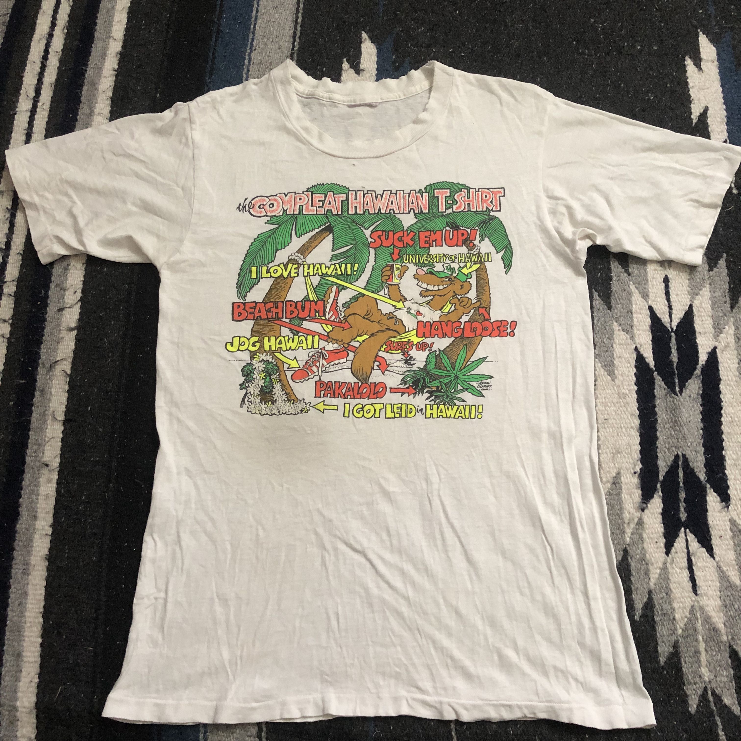 Hanes Vintage Distressed 80s Compleat Hawaii surf camel shirt M Size US M / EU 48-50 / 2 - 2 Thumbnail