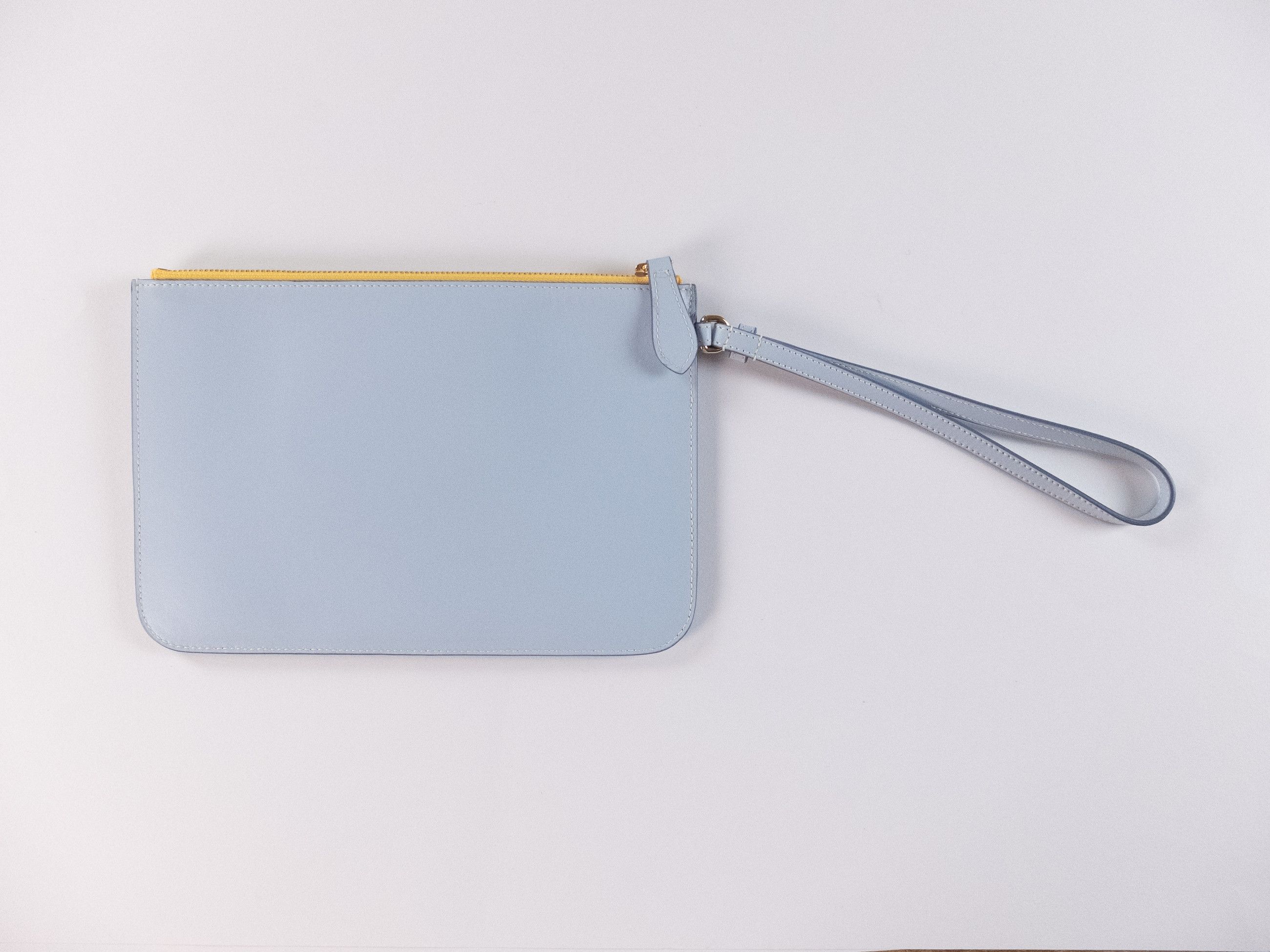 Burberry BURBERRY New Peyton light blue leather clutch bag pouch Size ONE SIZE - 5 Thumbnail