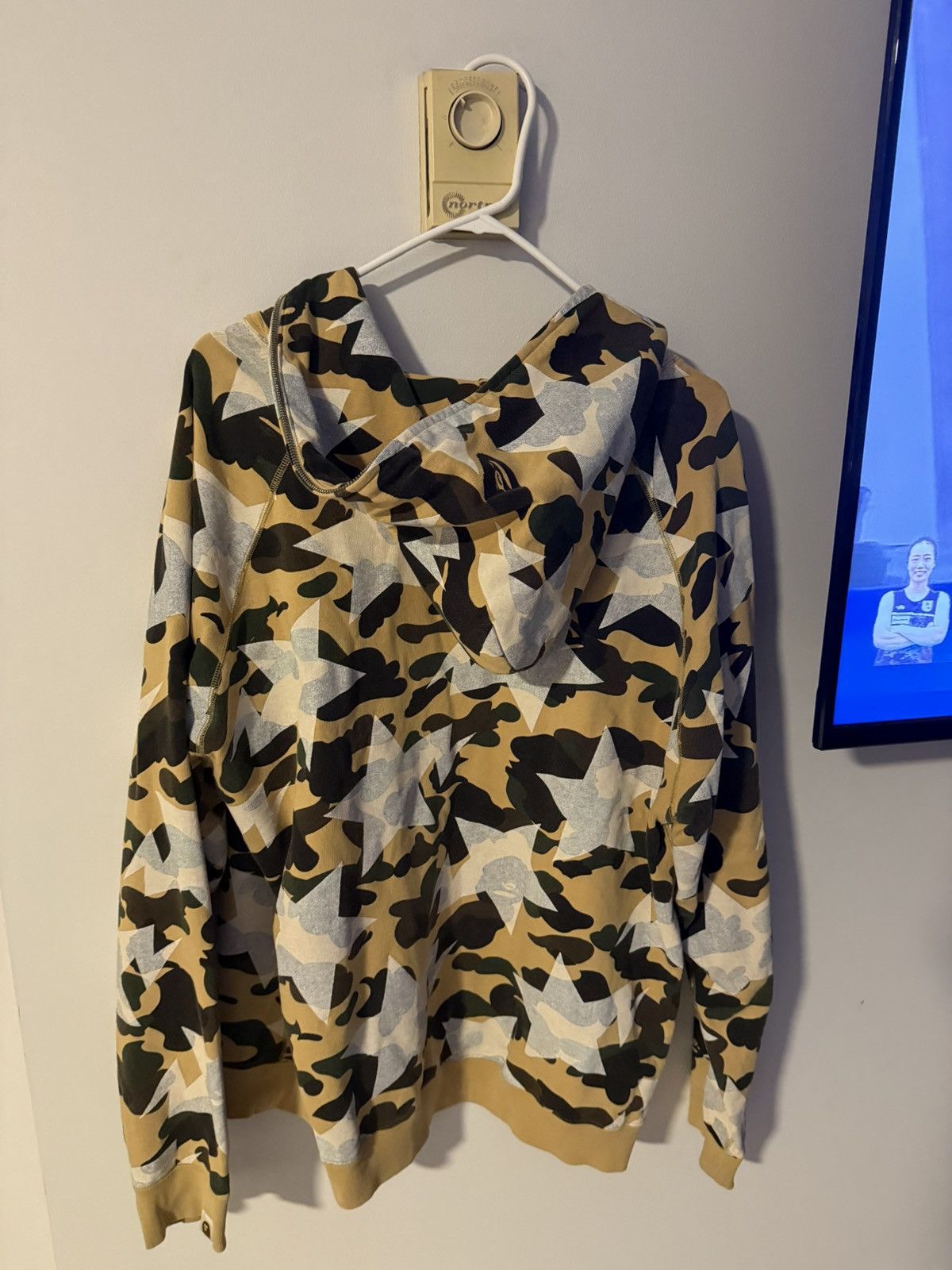 Bape Bape 2000s Nigo Hoodie Size US L / EU 52-54 / 3 - 9 Thumbnail