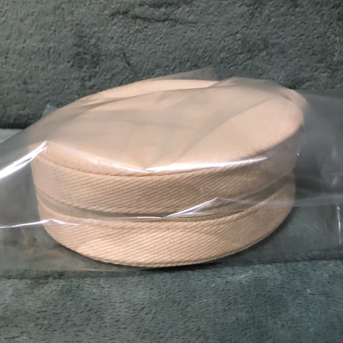 Burberry Burberry Goddess Zip Around Jewelry Round Clutch Pouch Bag Size ONE SIZE - 4 Thumbnail