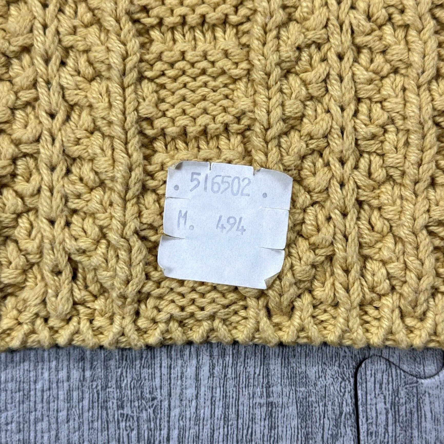 Vintage VINTAGE American Knitworks Women's Cable Knit Cardigan Sweater M Gold Mother of Pearl Buttons Size M / US 6-8 / IT 42-44 - 5 Thumbnail
