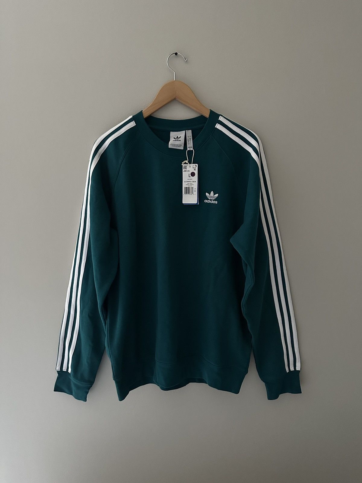 Adidas Adidas Three Stripes Vintage Style Crewneck Sweatshirt Size US L / EU 52-54 / 3 - 1 Thumbnail