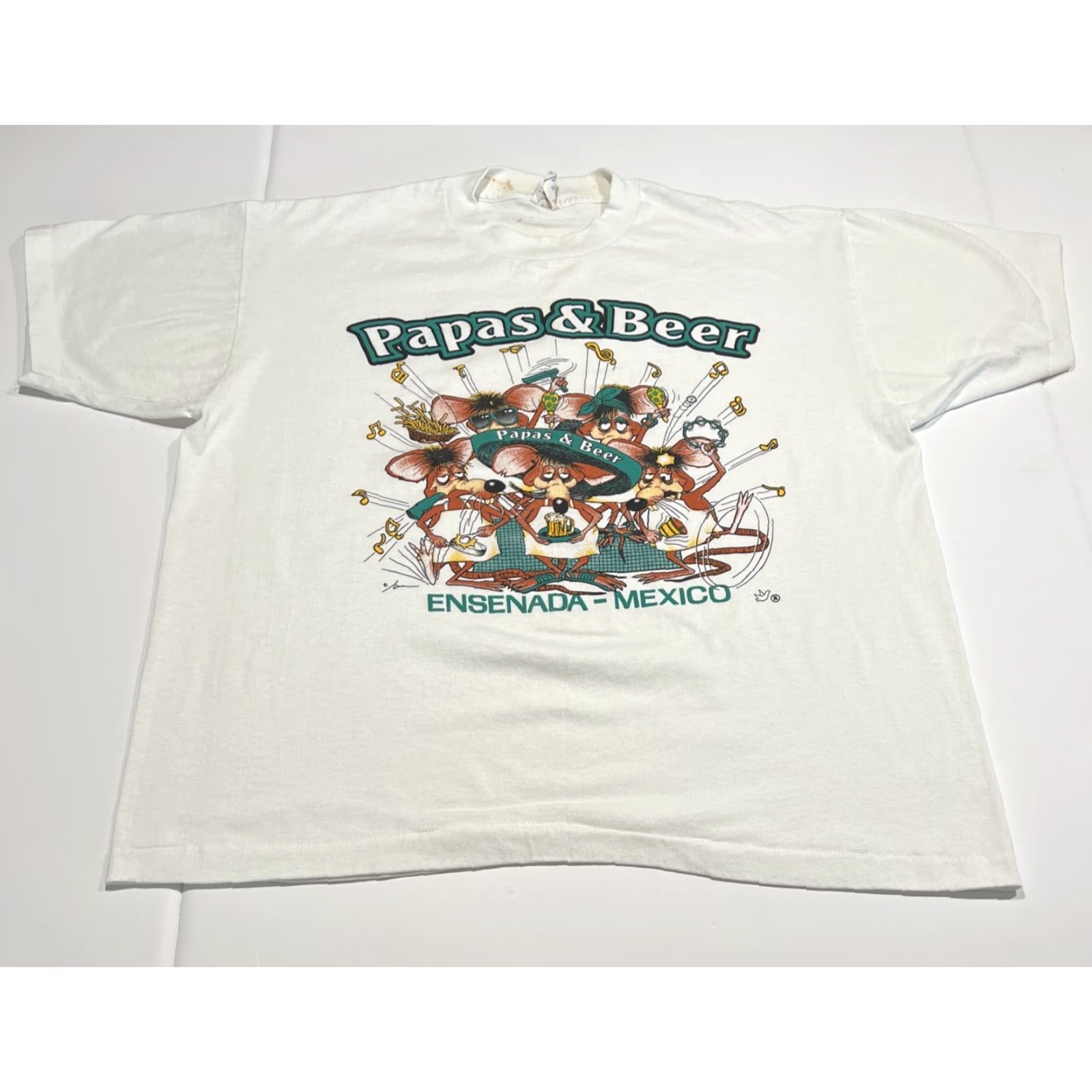 Vintage VINTAGE Tee Joys Graphic T-Shirt XL White Papas & Beer Esenada Mexico 90s Unisex Size US XL / EU 56 / 4 - 2 Thumbnail