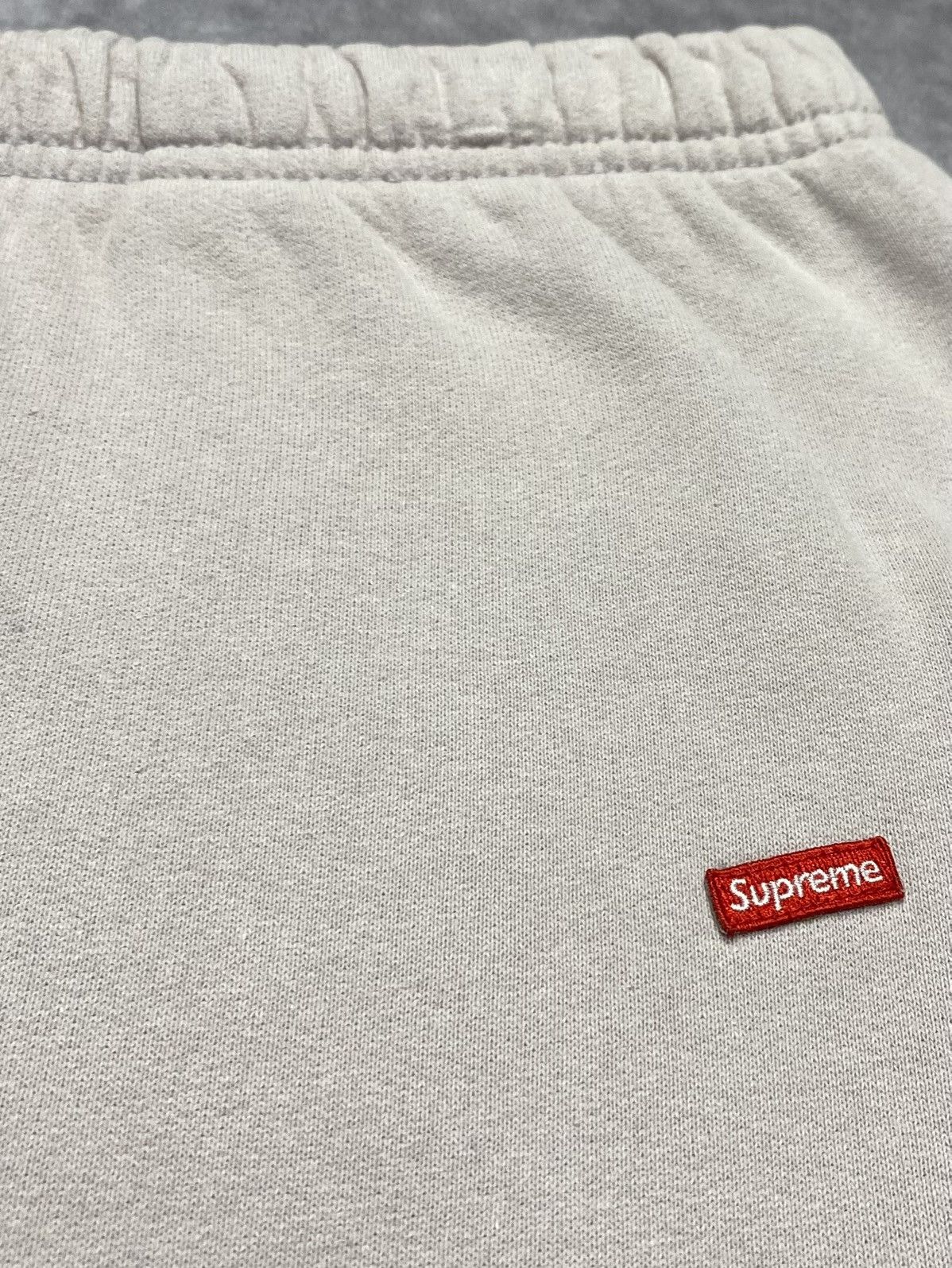 Supreme Supreme Small Box Sweatpant Grey (SS21) Size US 32 / EU 48 - 2 Thumbnail
