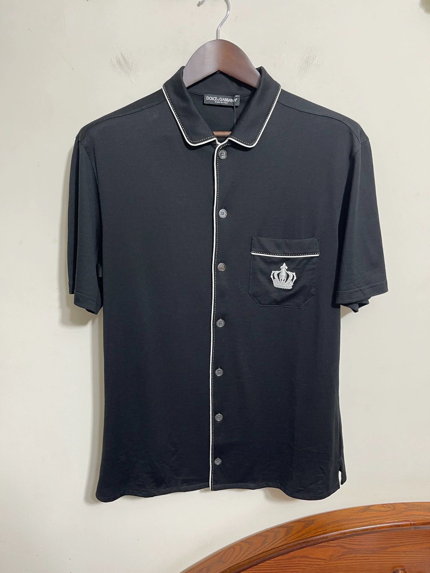 Dolce & Gabbana DG Slim Fit Black White Crown Embroidered SS Shirt 39 Size US M / EU 48-50 / 2 - 1 Thumbnail