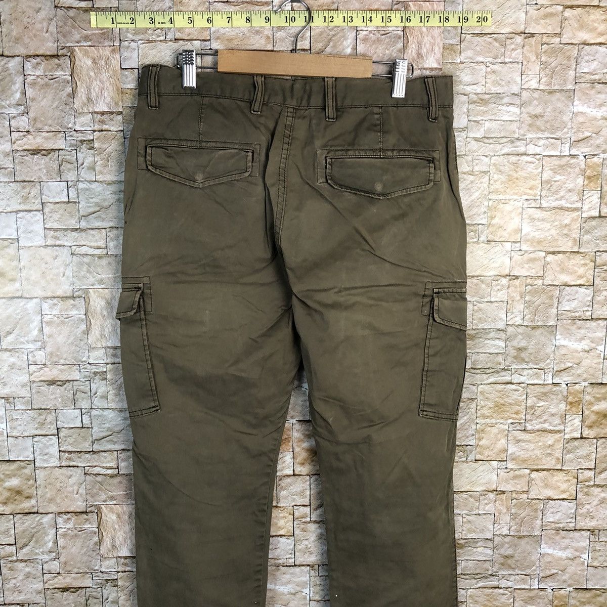 Japanese Brand × Uniqlo Uniqlo Brown Cargo Multipocket Pants #A430 Size US 31 - 15 Thumbnail