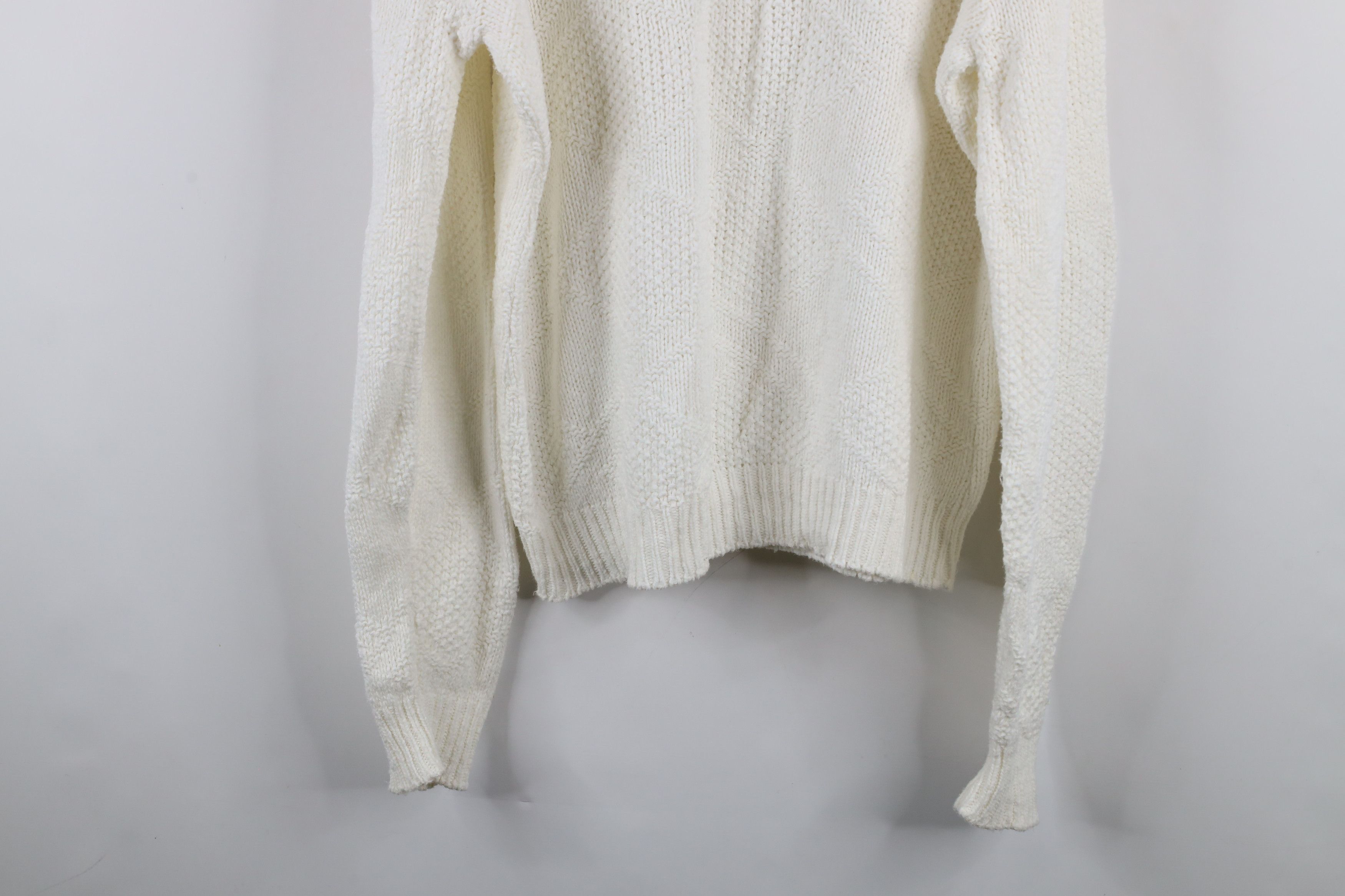 Vintage Vintage 90s Streetwear Knit Crewneck Sweater White USA Size US XL / EU 56 / 4 - 10 Thumbnail