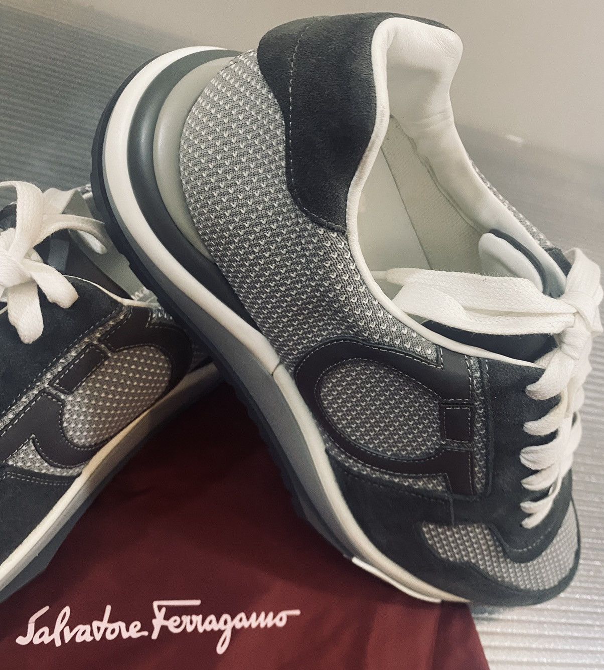 Salvatore Ferragamo Ferragamo 🇮🇹 Brooklyn greys gancini techno sneakers 9 NEW Size US 9 / EU 42 - 8 Thumbnail