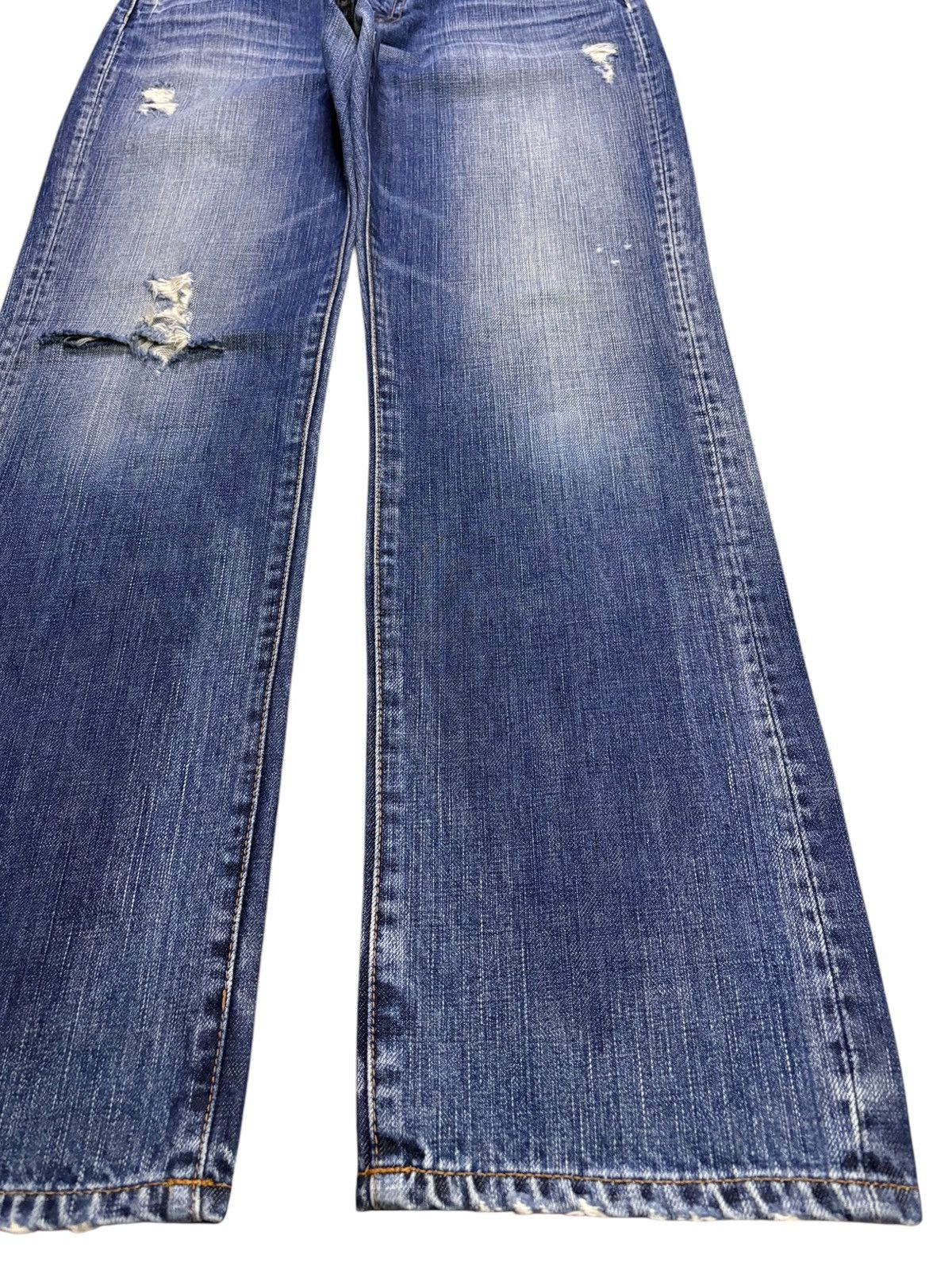 Japanese Brand Vintage Japanese Brand Faded Wash Distressed Ripped Jeans Size US 32 / EU 48 - 7 Thumbnail