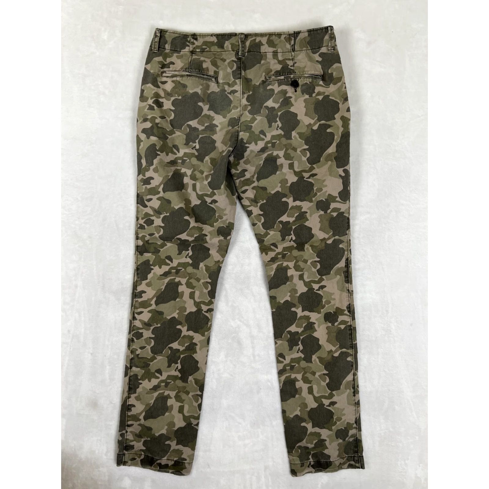 Aeropostale VINTAGE Aeropostale Pants Mens 34x32 Green Camo Slim Straight Chino Cotton Casual Size US 34 / EU 50 - 7 Thumbnail