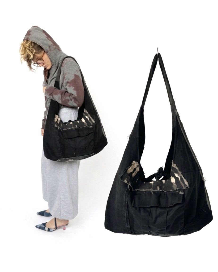 Handmade Handcrafted oversized messenger bag made from reworked denim Size ONE SIZE - 4 Thumbnail