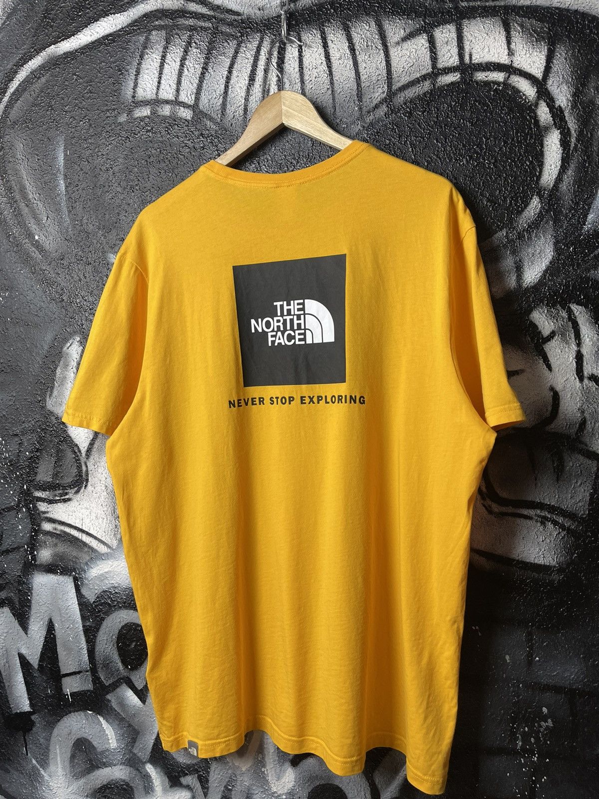 The North Face The North Face Yellow T- Shirt Big logo Men’s Size XL Size US XL / EU 56 / 4 - 1 Thumbnail
