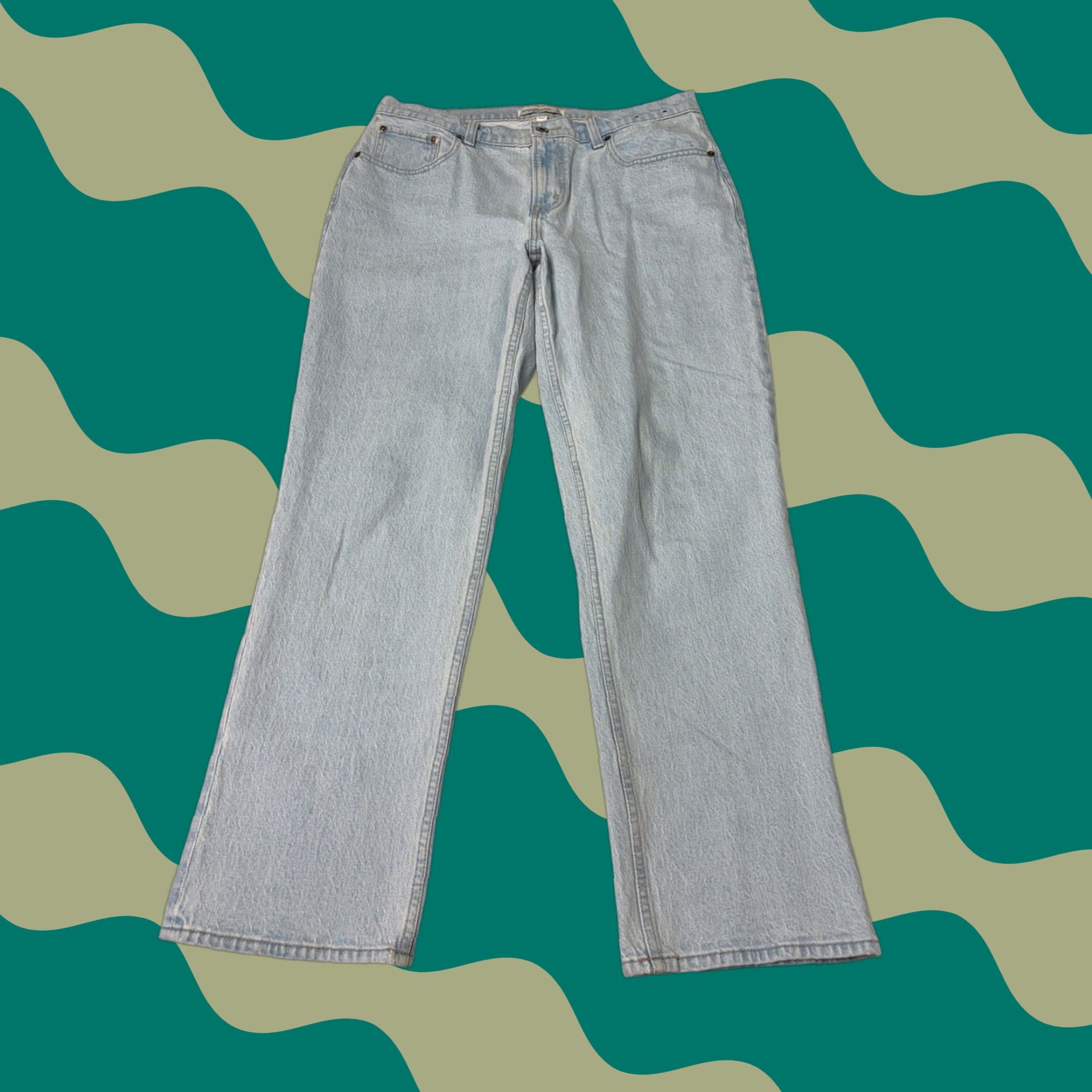 Abercrombie & Fitch Abercrombie & Fitch Curve Love 90s Straight Mid Rise Jeans Light Wash 34x30 Women Denim 5-Pocket Stretch (Blue) Updated Tapered? Size 24" / US 00 / IT 34 - 1 Thumbnail