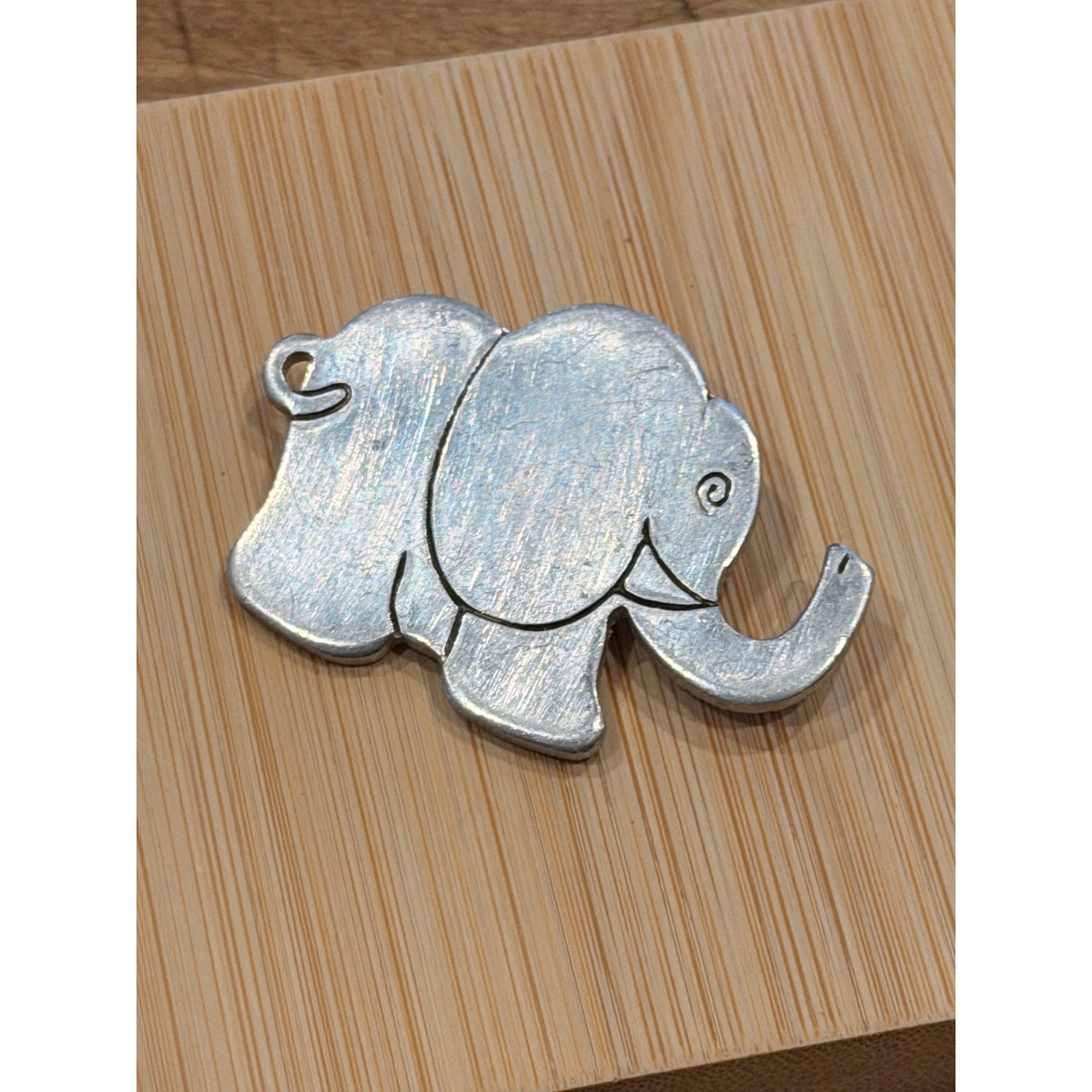 Other Elephant-Shaped Pewter Pin Brooch With Gift Box Size ONE SIZE - 4 Thumbnail