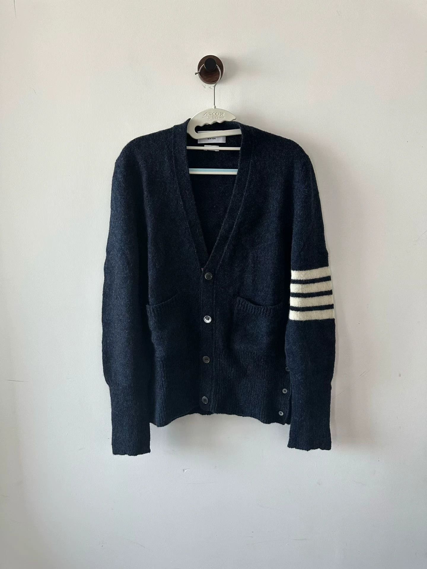 Thom Browne Thom Browne Men's Blue Wool Cardigan 3 New Size US L / EU 52-54 / 3 - 1 Thumbnail