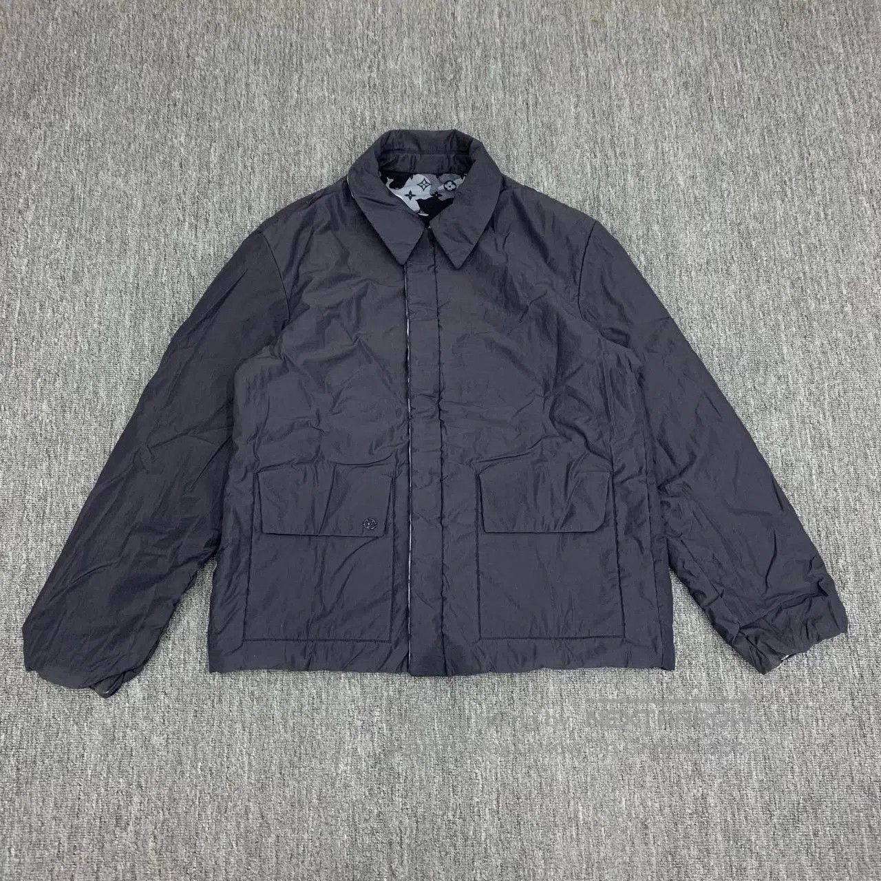 Louis Vuitton lv camouflage reversible jacket size 52. Size US L / EU 52-54 / 3 - 8 Thumbnail