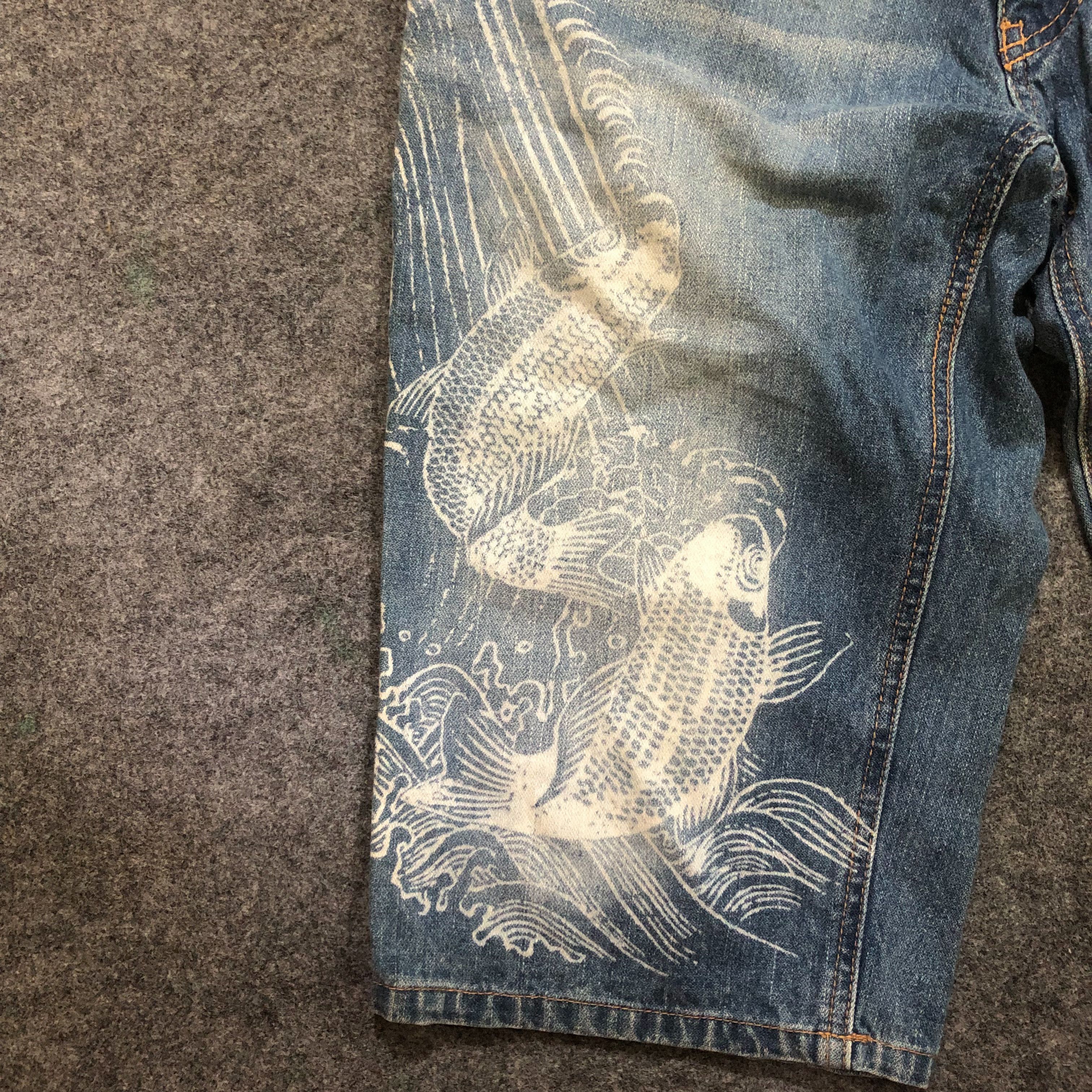 Japanese Brand Vintage Japanese Streetwear Koi Carp Print Denim Jorts Size US 30 / EU 46 - 3 Thumbnail