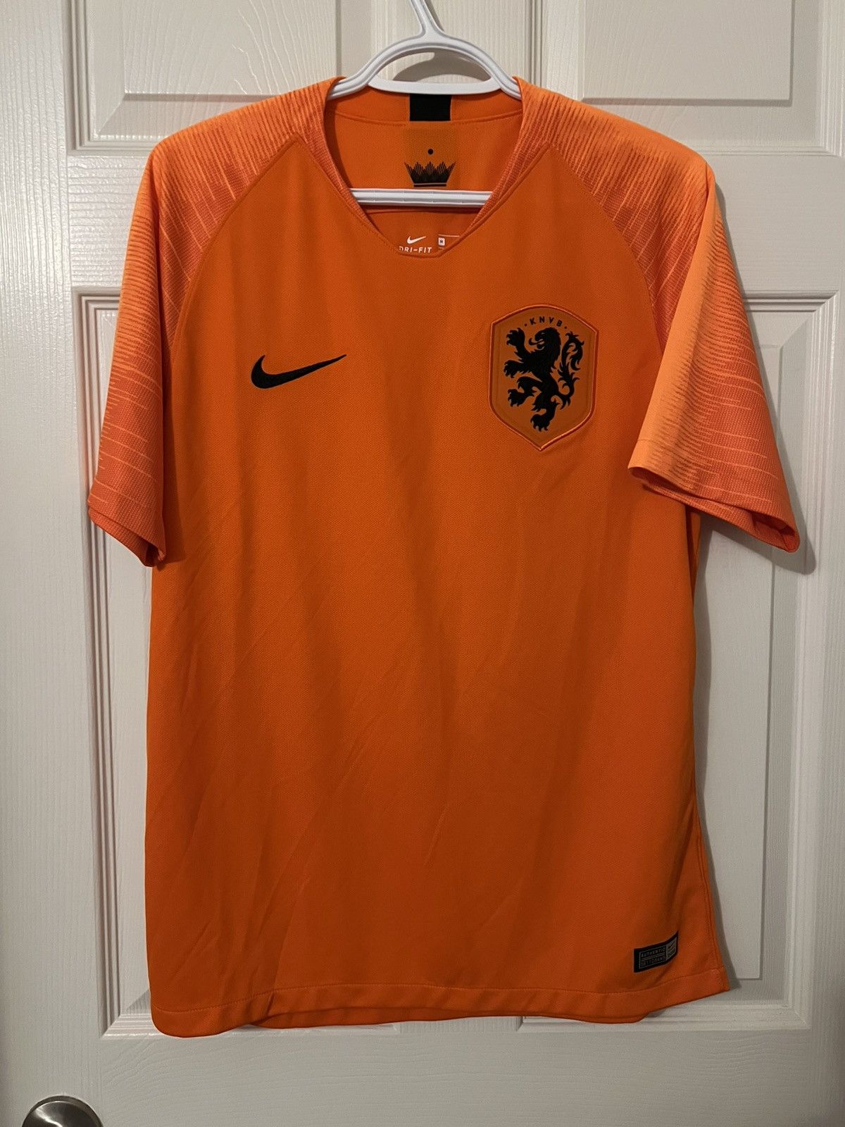Nike Netherlands 2018 jersey Size US M / EU 48-50 / 2 - 1 Thumbnail