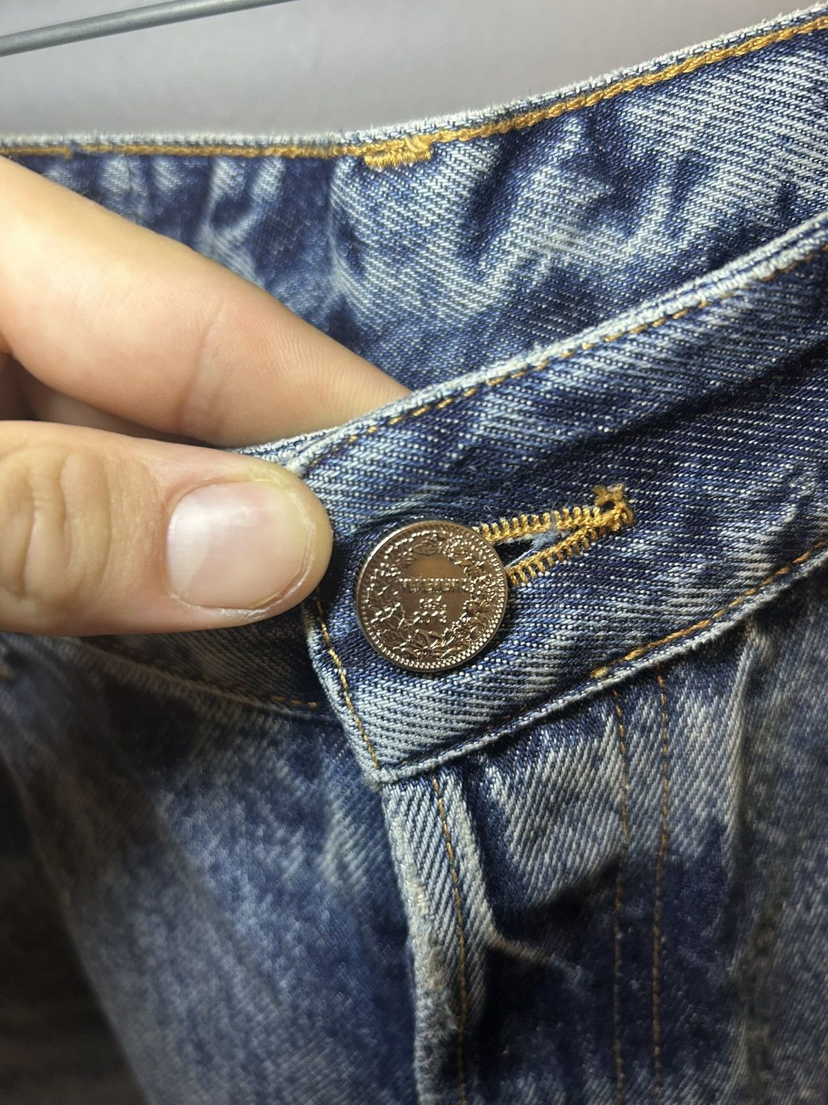 Vetements Vetements baggy patched knee distressed jeans Size US 34 / EU 50 - 7 Thumbnail