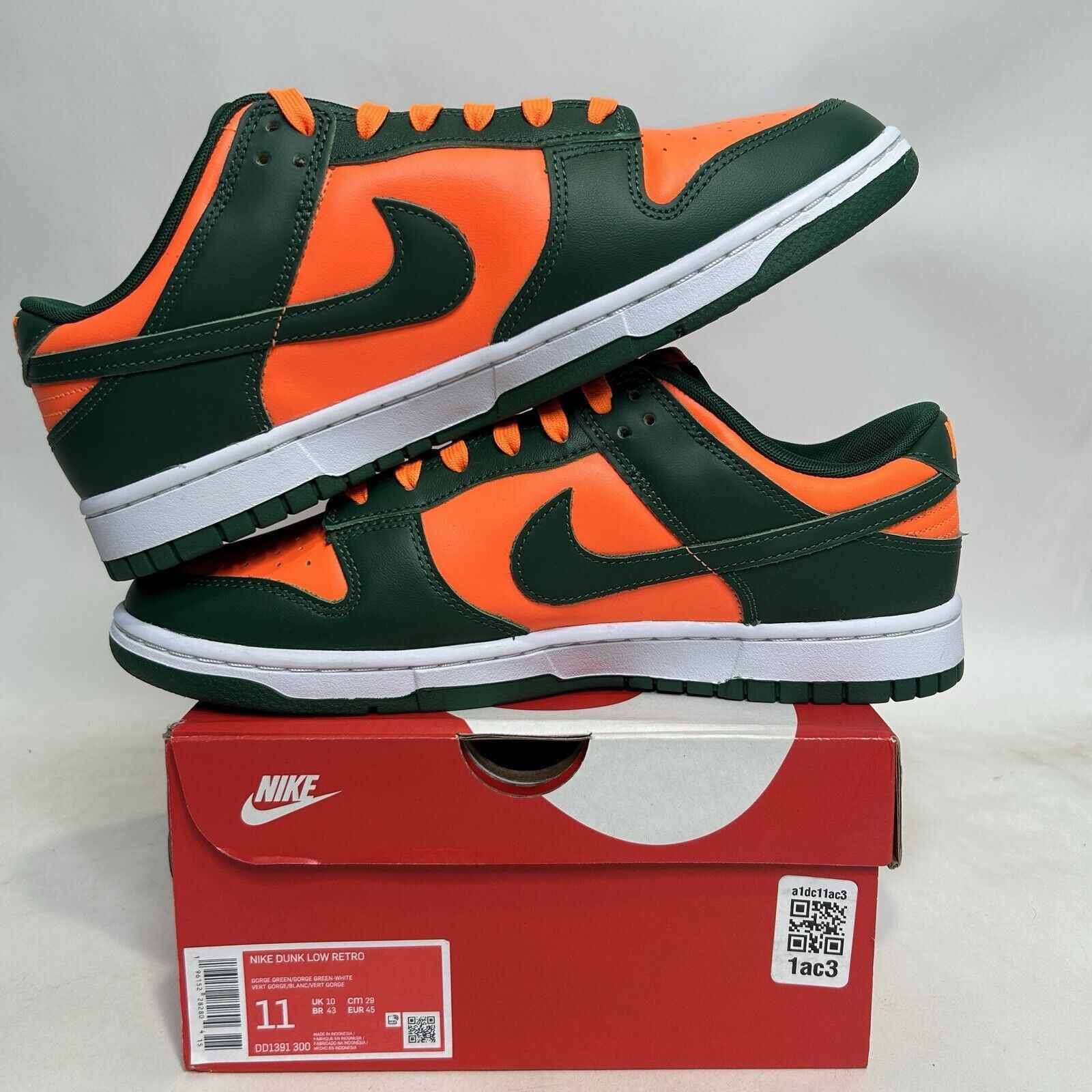 Nike Nike Dunk Low Retro “Miami Hurricanes/Green Orange” 2024 Size US 11 / EU 44 - 3 Thumbnail