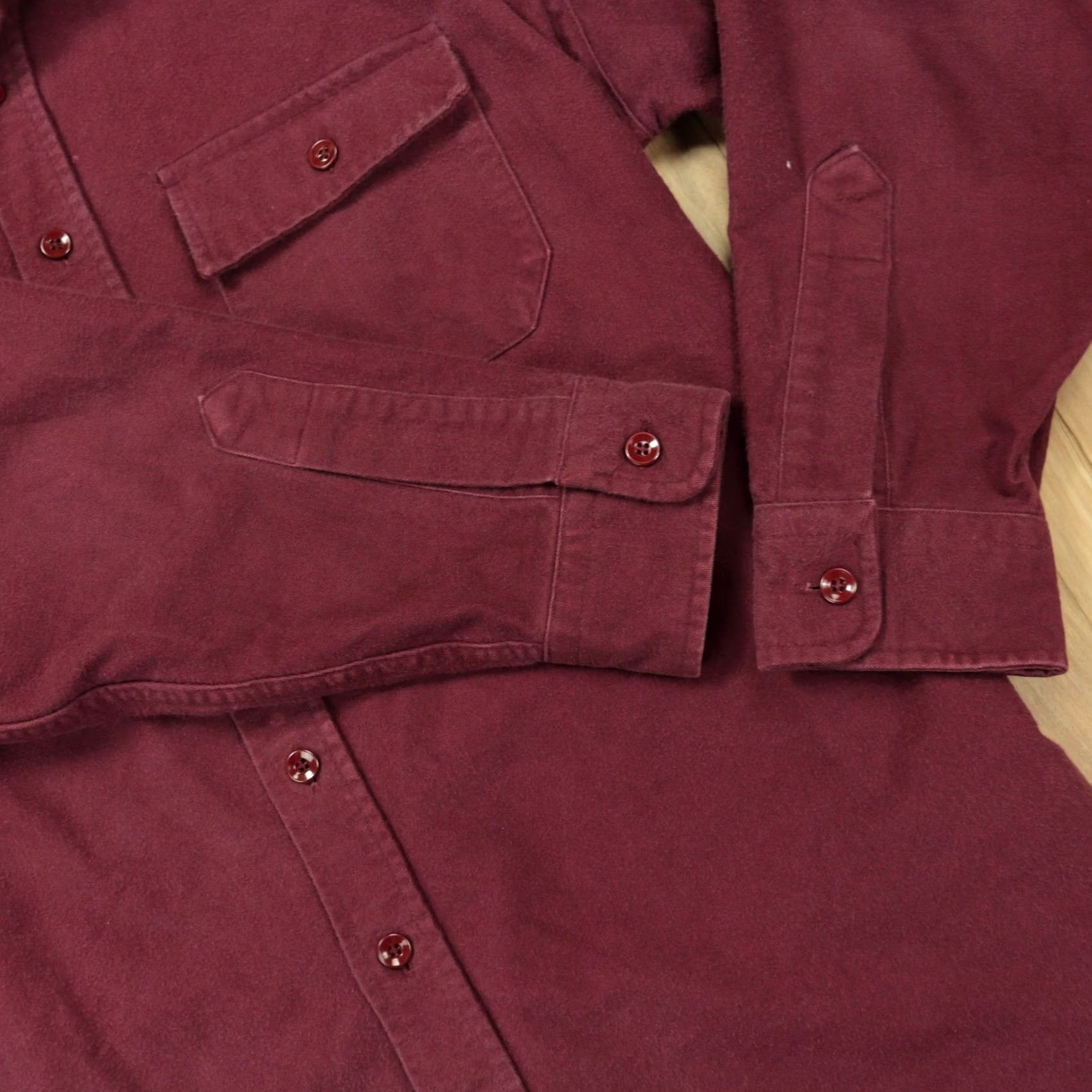 Vintage VINTAGE LL BEAN Shirt Mens 18 XL-2XL Red Button-Up Distressed Cham... Size US XXL / EU 58 / 5 - 6 Thumbnail