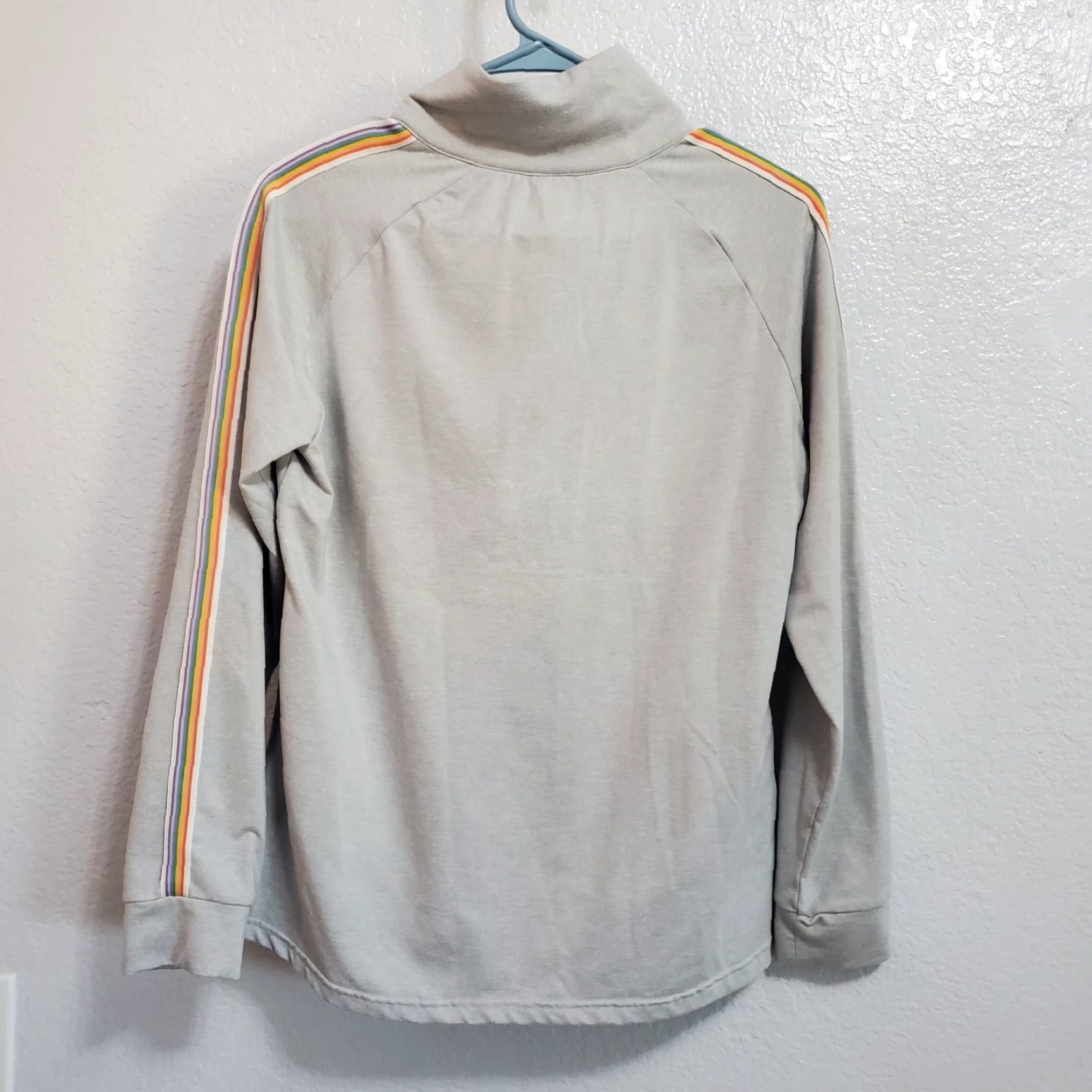 Marine Layer VINTAGE Marine Layer Sweatshirt Raglan 1/4 Zip Women S Gray Rainbow Trim Pullover Long Sleeve Mock Neck Pockets Moisture Wicking 4 Way Stretch Size S / US 4 / IT 40 - 2 Thumbnail