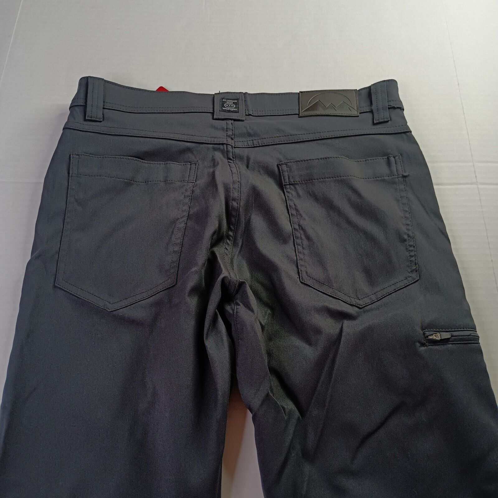 Wrangler Wrangler Reinforced Utility Pants Men's Size 32x30 Gray Size US 32 / EU 48 - 8 Thumbnail