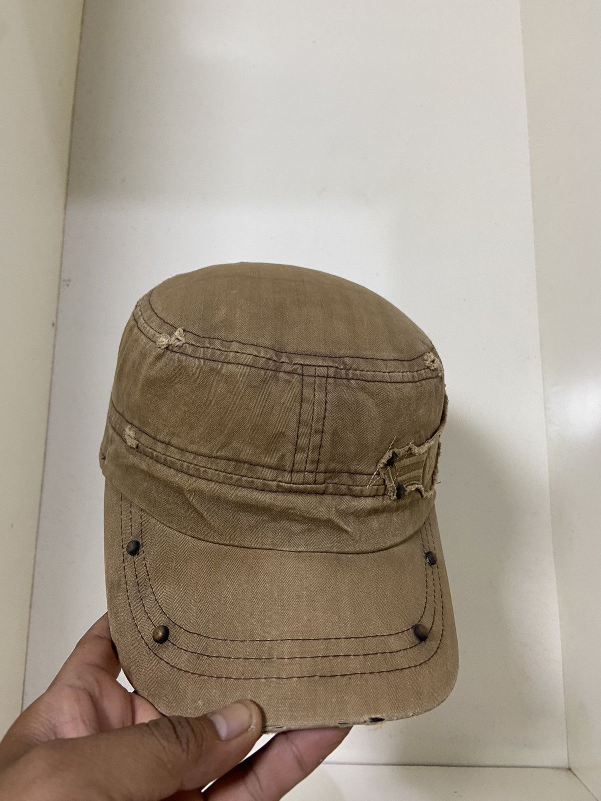 If Six Was Nine 2000s punk skull studded ifsixwasnine patrol hat Size ONE SIZE - 4 Thumbnail