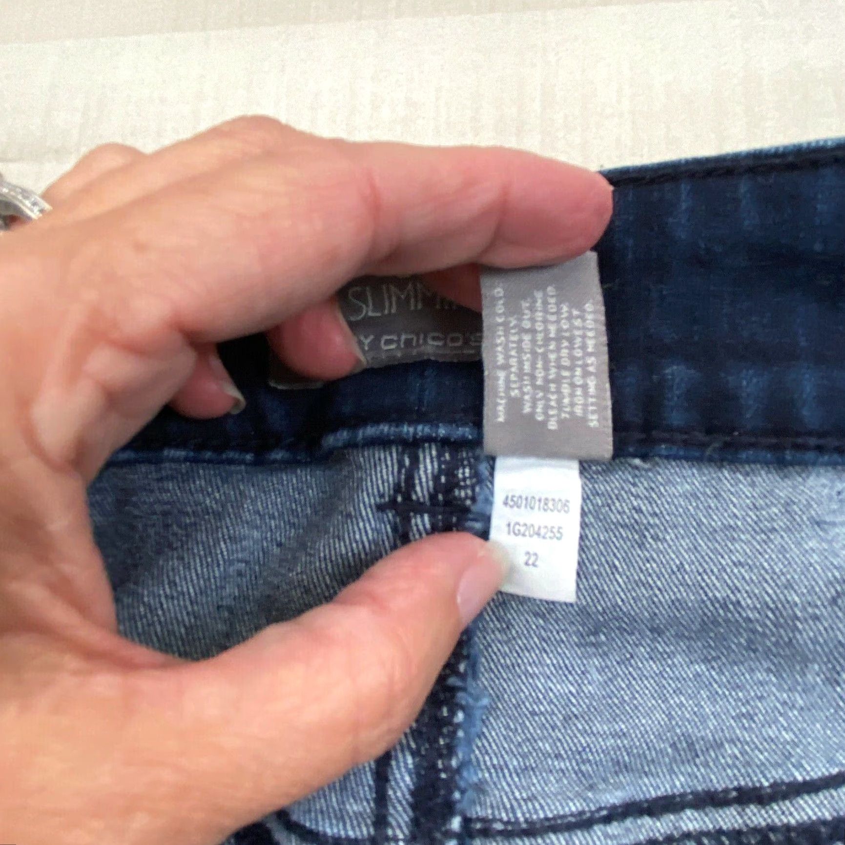 Vintage Chico's 0.5 Womens Cropped Dark Blue Jeans Size 6 Mid Rise Cotton Blend Size 28" / US 6 / IT 42 - 5 Thumbnail