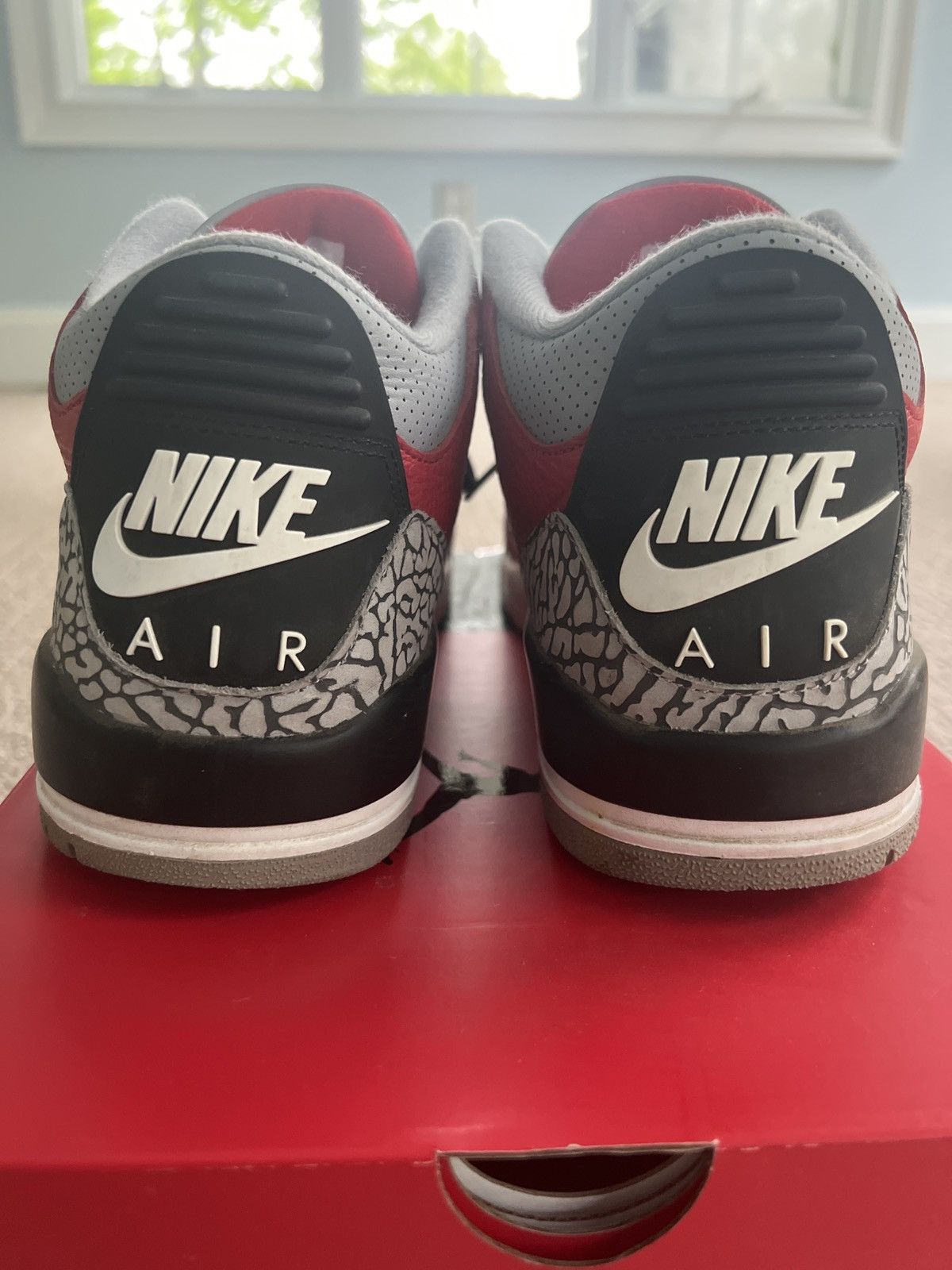 Jordan Brand Air Jordan 3 Retro SE “Unite” Size US 10.5 / EU 43-44 - 4 Thumbnail