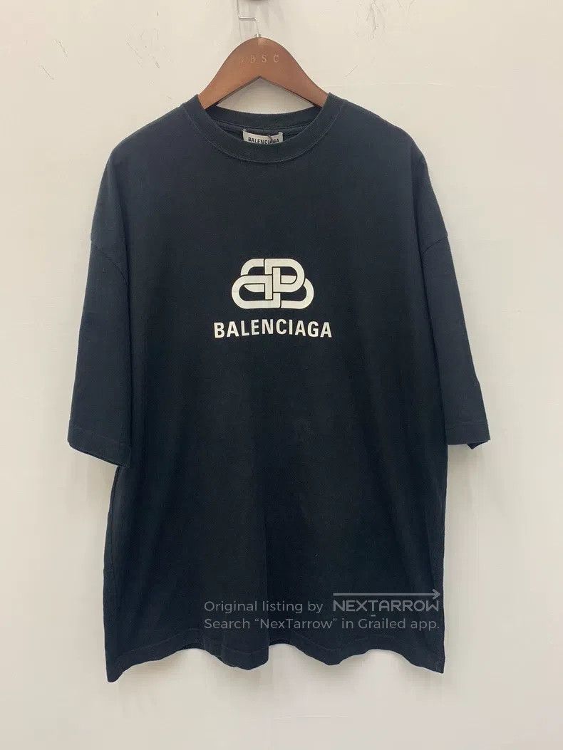 Balenciaga Balenciaga Buckle Short Sleeve T-Shirt, S Size, Classic Bl Size US S / EU 44-46 / 1 - 1 Thumbnail