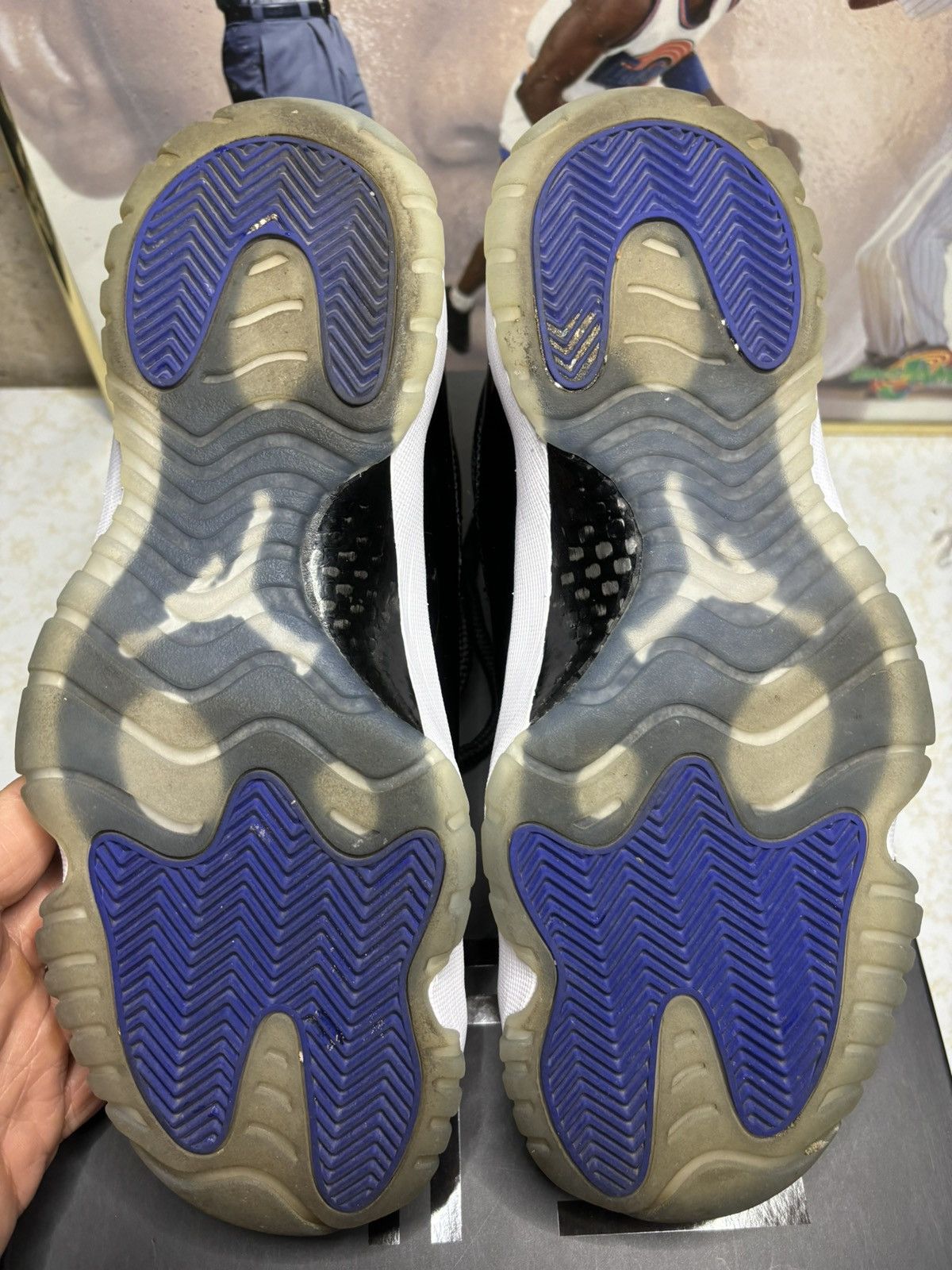 Jordan Brand Air Jordan 11 Retro 2016 Space Jam 2016 Size US 10 / EU 43 - 5 Thumbnail