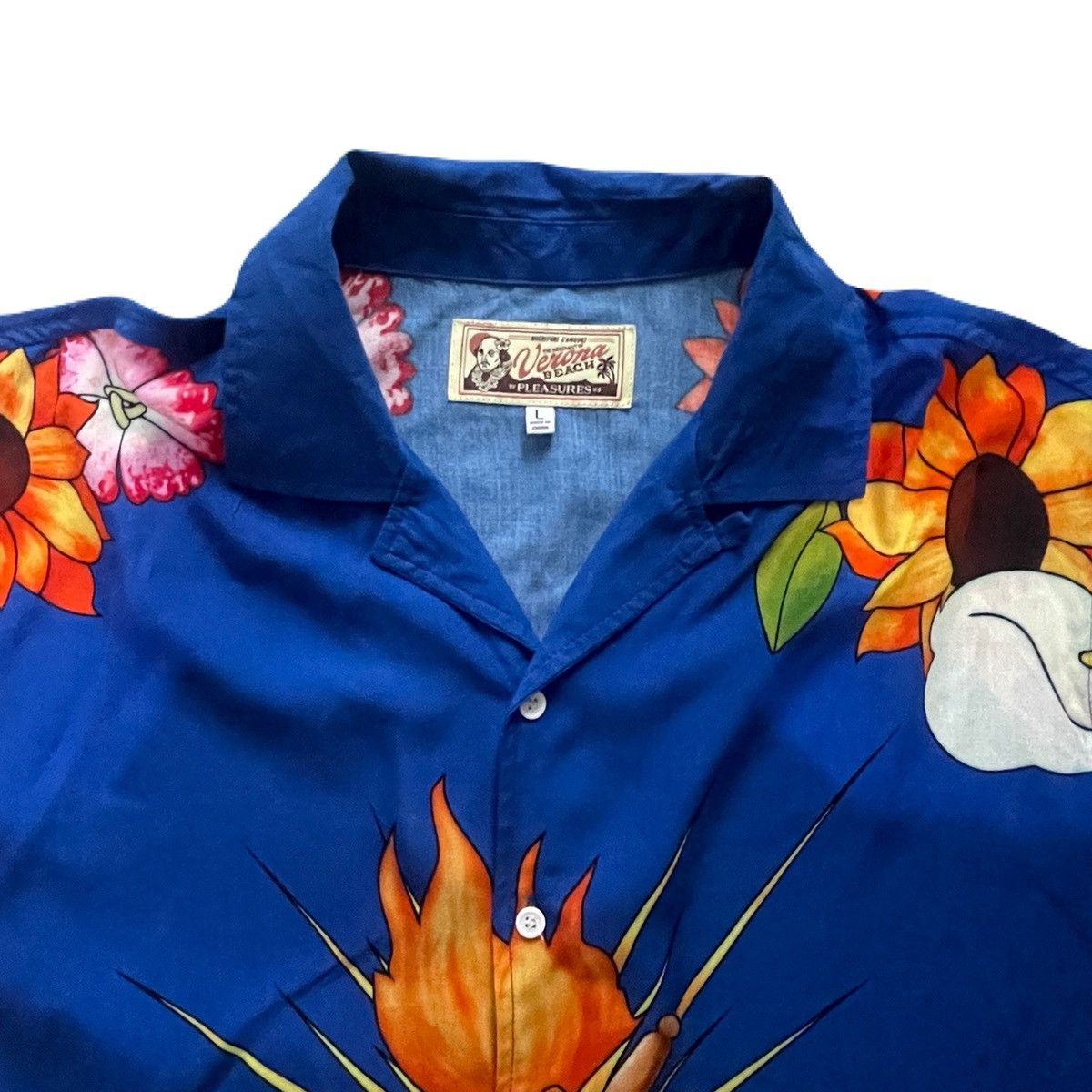 Pleasures PLEASURES VERONA BEACH SACRED HEART ROMEO AND JULIET SHIRT Size US L / EU 52-54 / 3 - 3 Thumbnail
