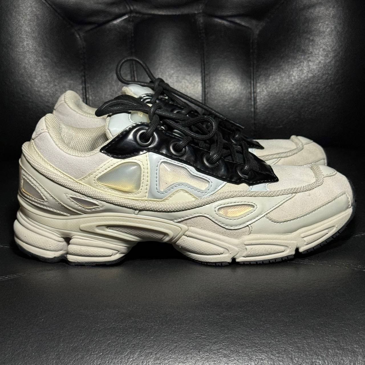 Adidas × Raf Simons 7,5us sneakers Adidas Raf Simons ozweego Cream White Size US 7.5 / EU 40-41 - 1 Thumbnail