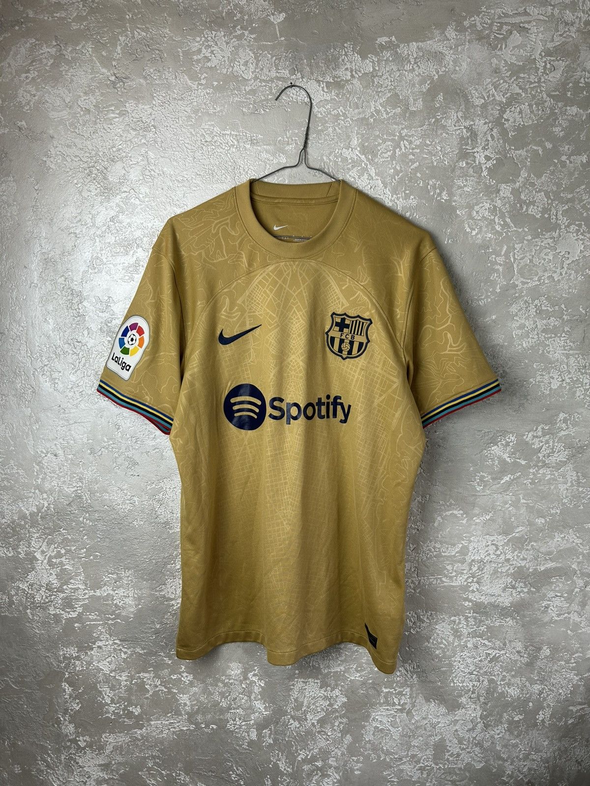 Nike Nike FC Barcelona 2022/23 Away Jersey - Olympic Gold Size US M / EU 48-50 / 2 - 1 Thumbnail