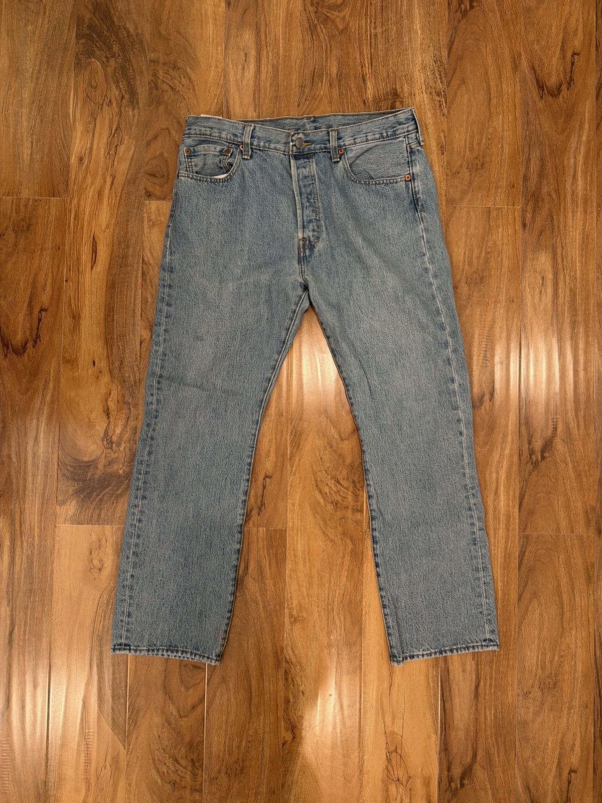Levi's 501 jean Size US 34 / EU 50 - 1 Thumbnail