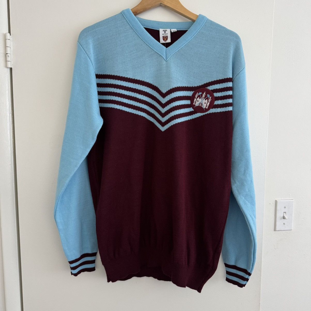 Vintage West ham knitted sweater Size US XL / EU 56 / 4 - 1 Thumbnail
