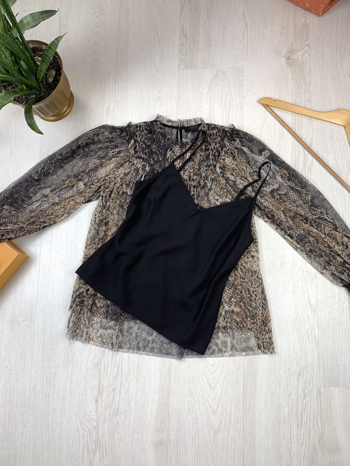 Allsaints Allsaints Perry Noche Animal Print Womens Top Size UK8 US4 Size S / US 4 / IT 40 - 8 Thumbnail
