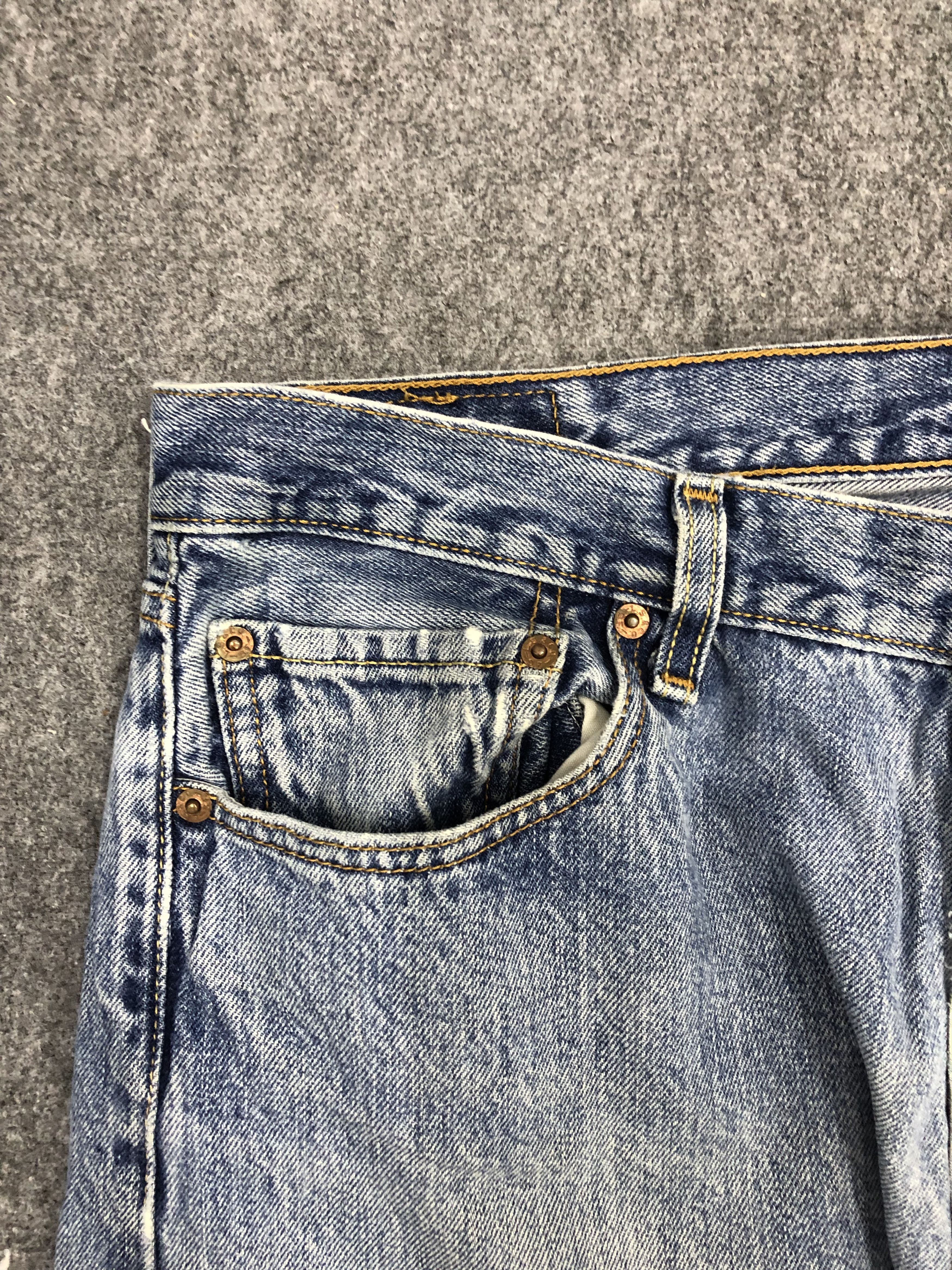 Levi's × Vintage Vintage 90s Levis 501 Light Wash Jeans DP0978 Size US 36 / EU 52 - 13 Thumbnail