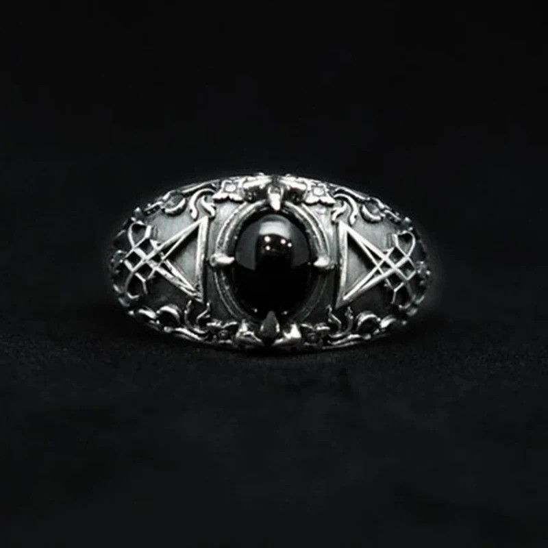 Vintage Vintage Lucifer Rock Ring Size ONE SIZE - 5 Thumbnail