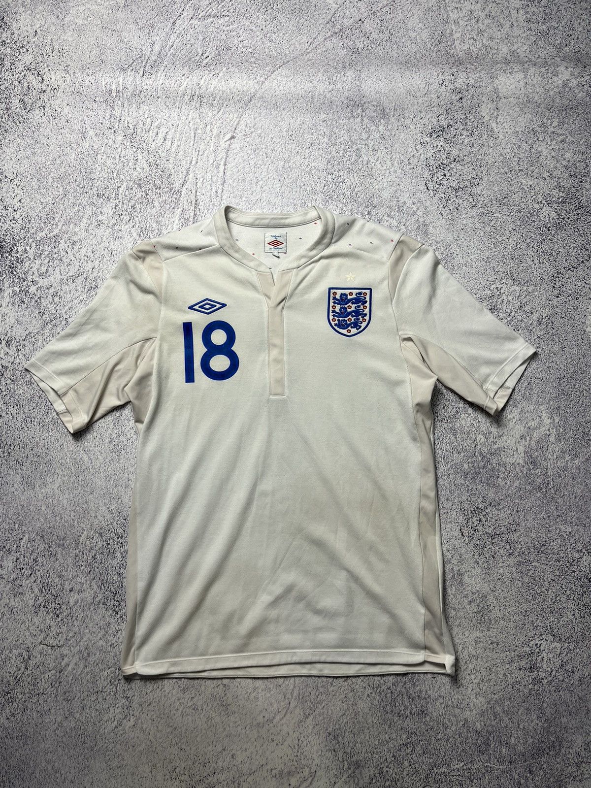 Umbro Vintage Umbro England National Team 2010 DAVIES 18 Jersey Size US M / EU 48-50 / 2 - 1 Thumbnail