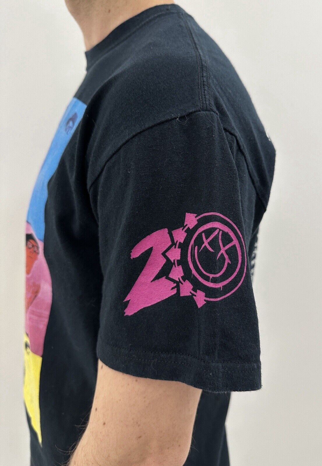 Gildan BLINK-182 20 YEARS ANNIVERSARY 2012 EURO T-SHIRT OFFICIAL Size US M / EU 48-50 / 2 - 8 Thumbnail
