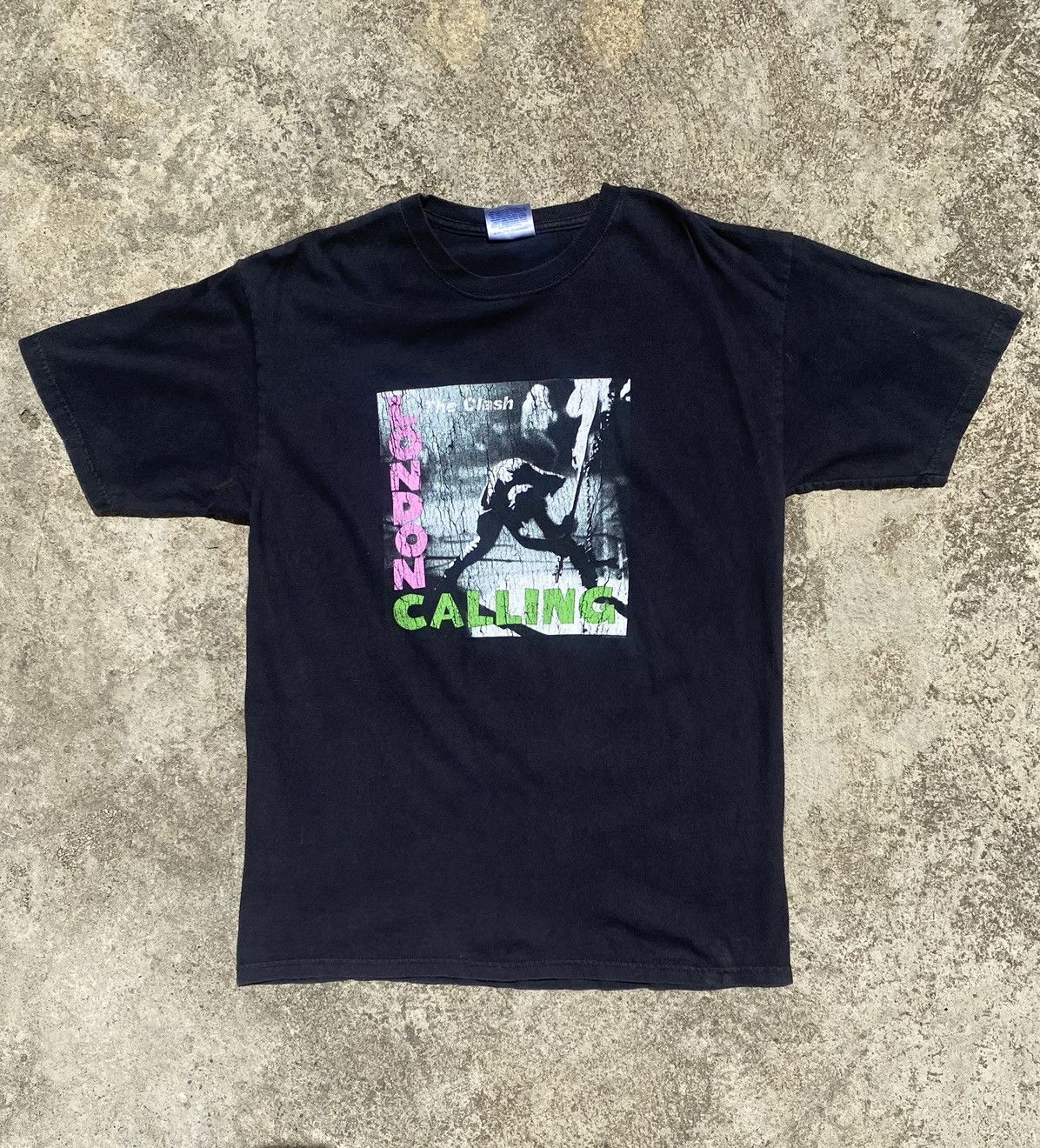Band Tees × Vintage The clash Band tee vintage Size US M / EU 48-50 / 2 - 1 Thumbnail