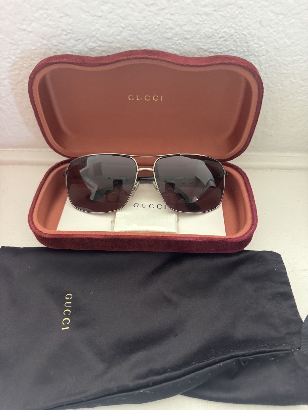 Gucci × Vintage ✨ Y2K Gucci Small Sunglasses Clear Grey GG2452