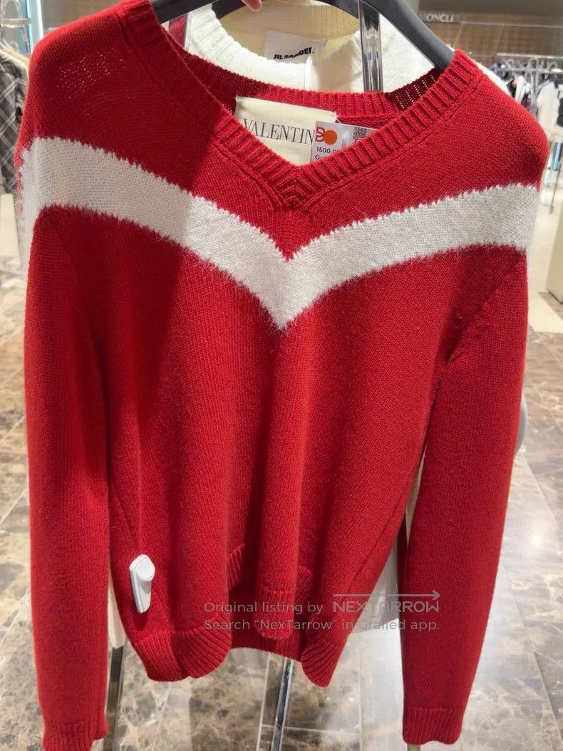 Valentino Valentino Wool sweater Size L / US 10 / IT 46 - 1 Thumbnail