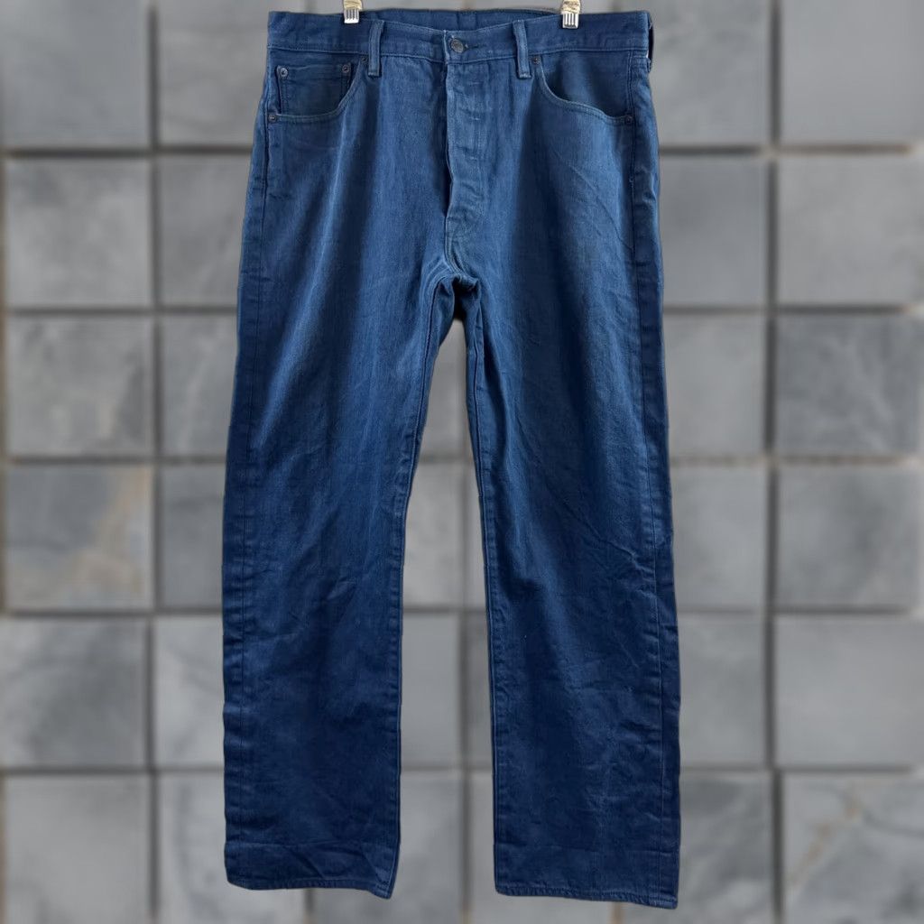 Levi's Levis 501 Jeans Mens 36x30 Blue Denim Button Fly Distressed Size US 36 / EU 52 - 1 Thumbnail