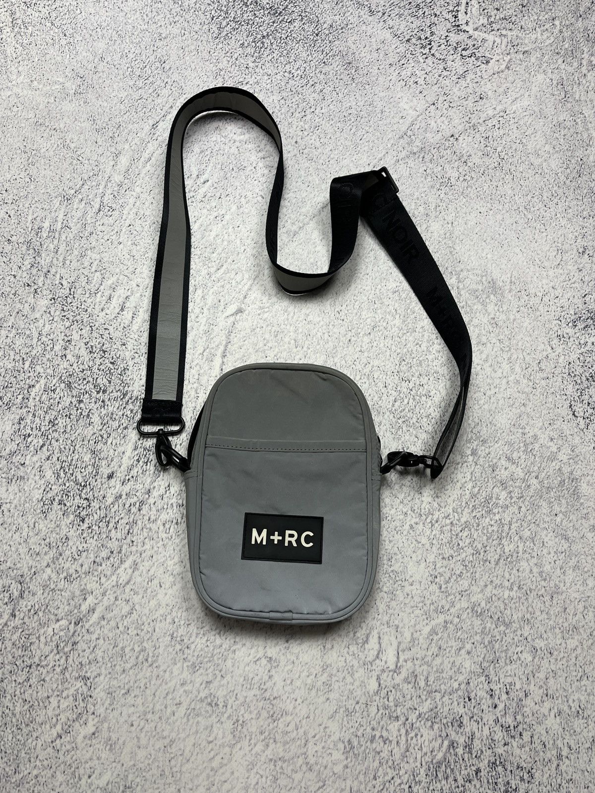 M+Rc Noir M+RC Noir Shoulder Bag Gray Reflective Rare Hype Streetwear Size ONE SIZE - 3 Thumbnail