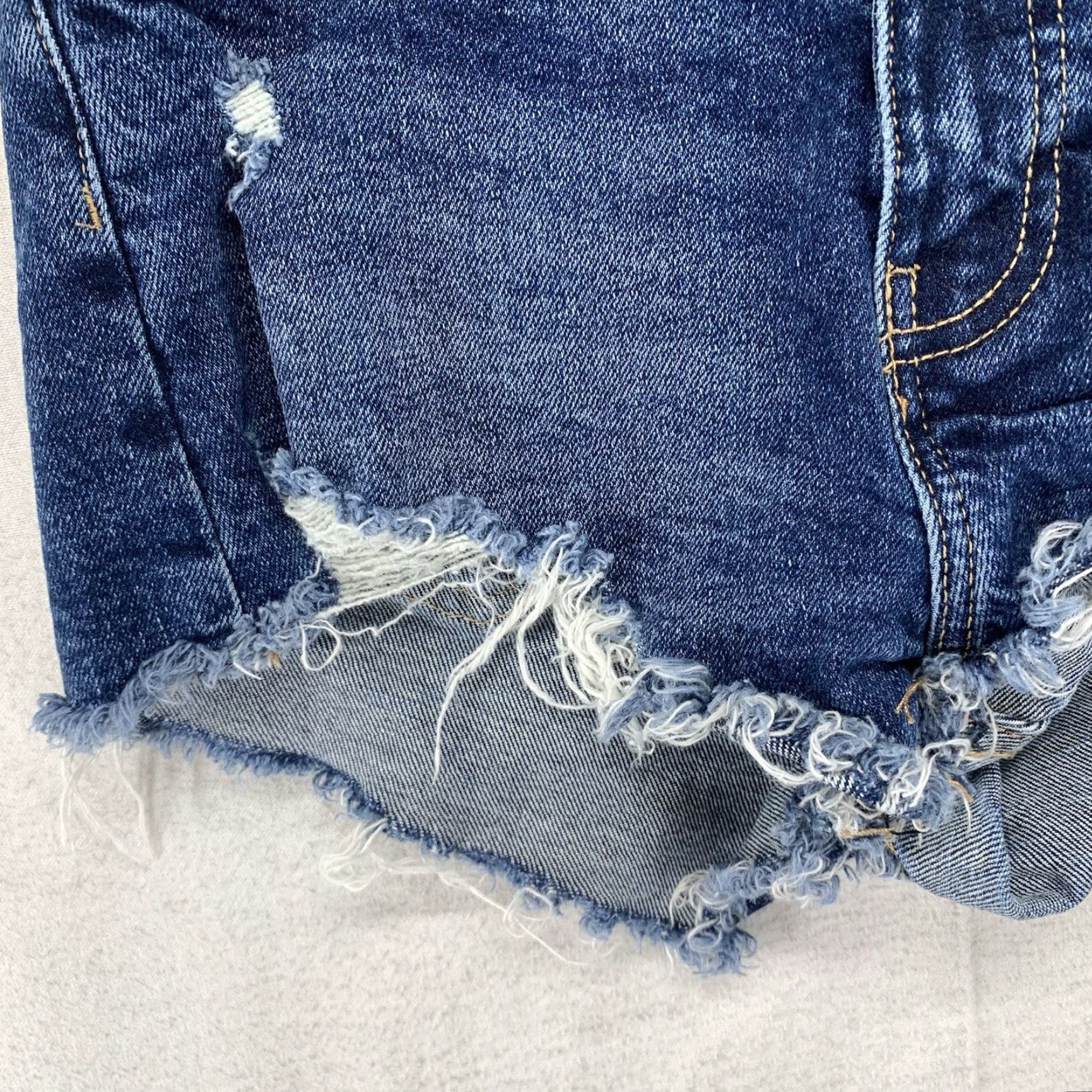 Zara Zara High Rise Denim Shorts Women Size 0 Indigo Raw Hem Summer Festival Boho Stretch Waist Size 25" / US 0 / IT 36 - 5 Thumbnail